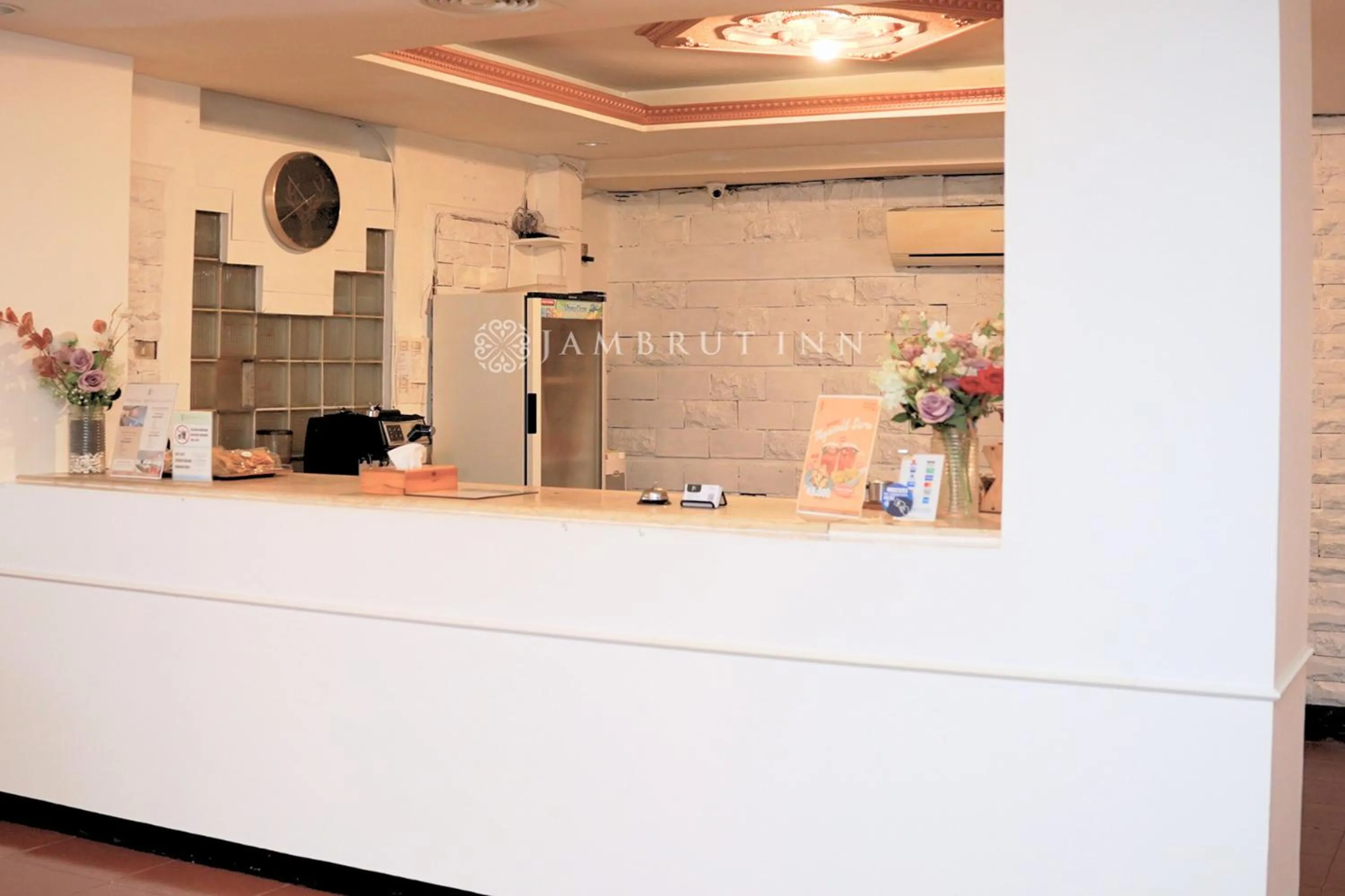 Lobby or reception in Jambrut Inn