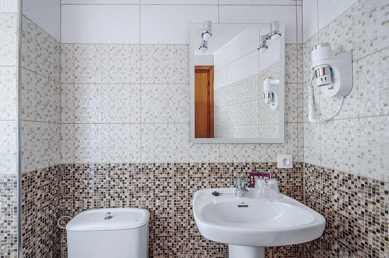 Bathroom in Hotel Silvia