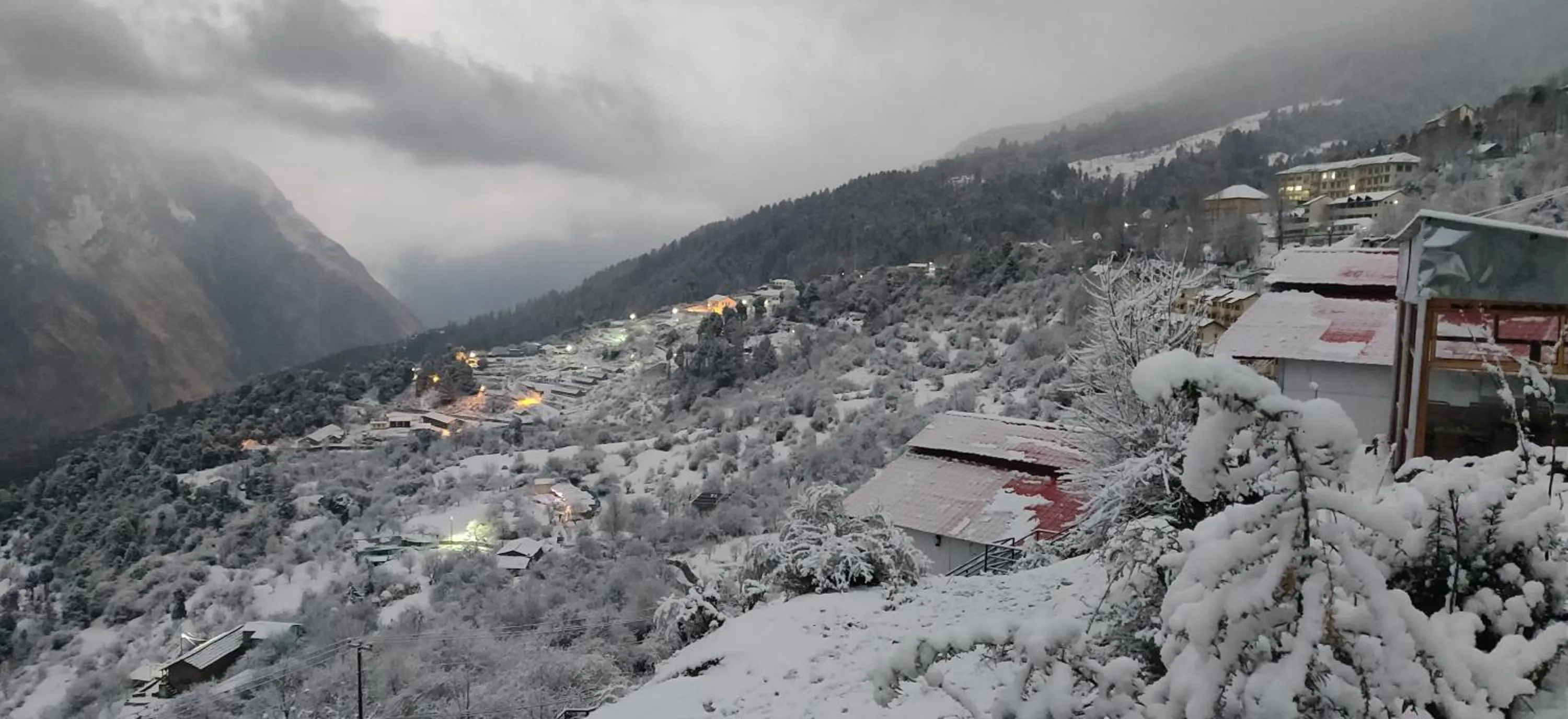 Property building in Mountain Rover Auli Resort