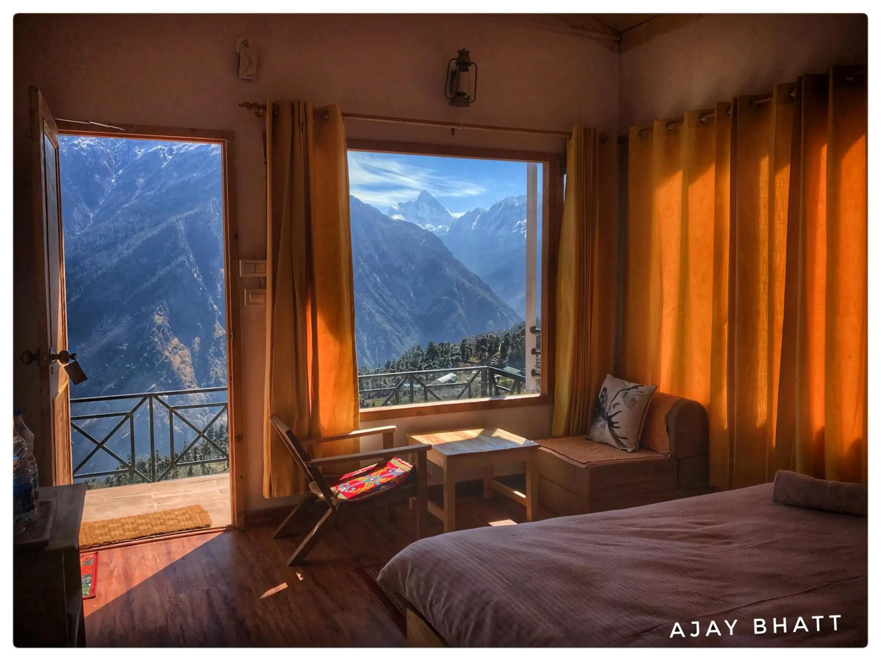 Bed in Mountain Rover Auli Resort