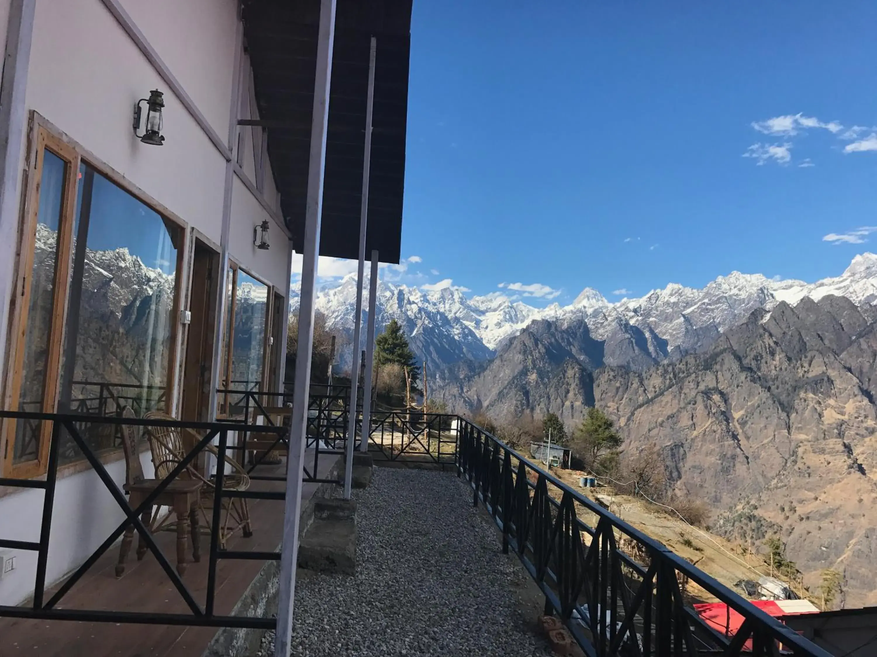 Double Room with Mountain View in Mountain Rover Auli Resort Double Room with Mountain View in Mountain Rover Auli Resort