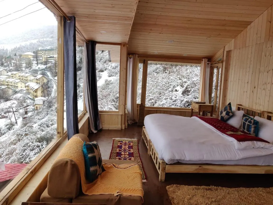 Bed in Mountain Rover Auli Resort