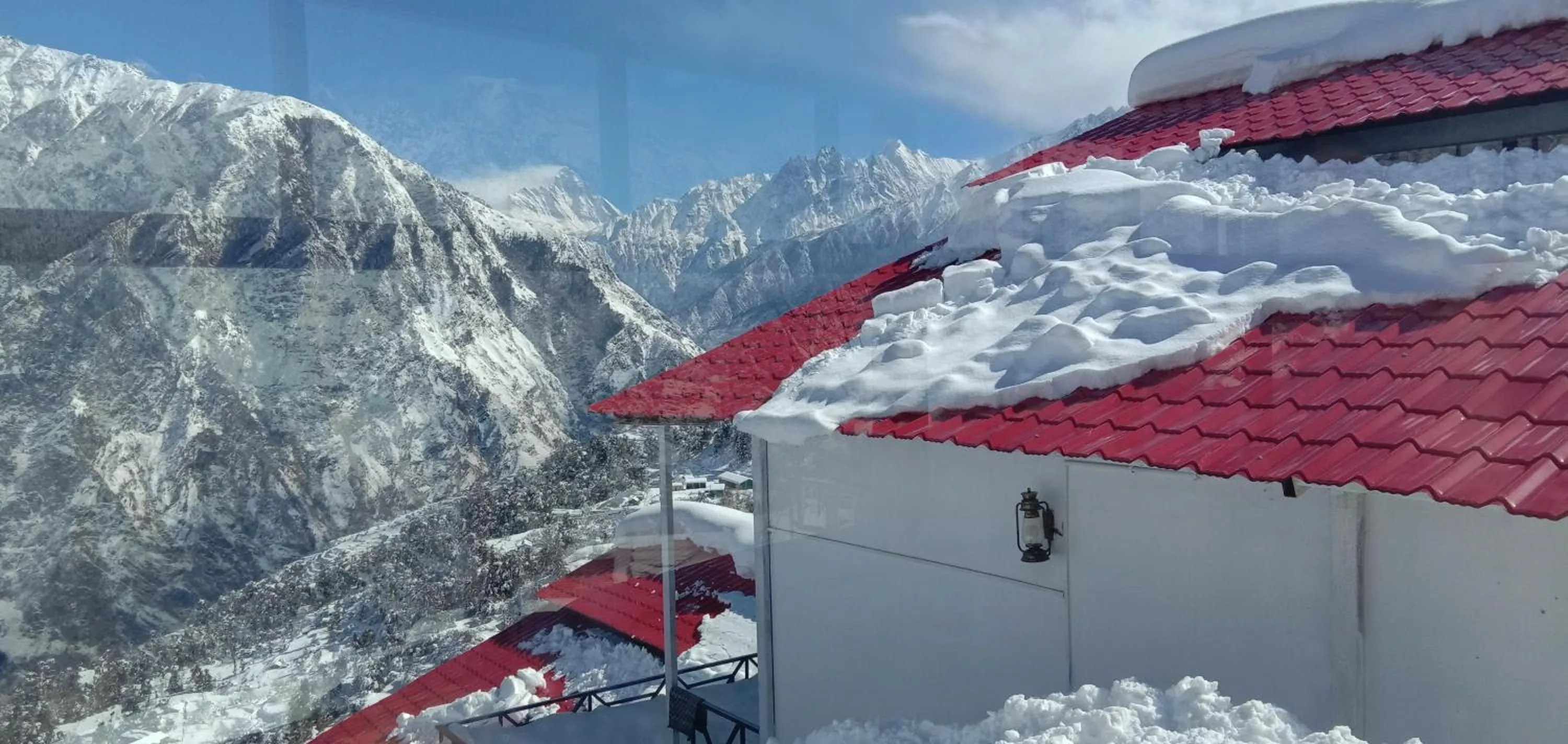 Natural landscape in Mountain Rover Auli Resort