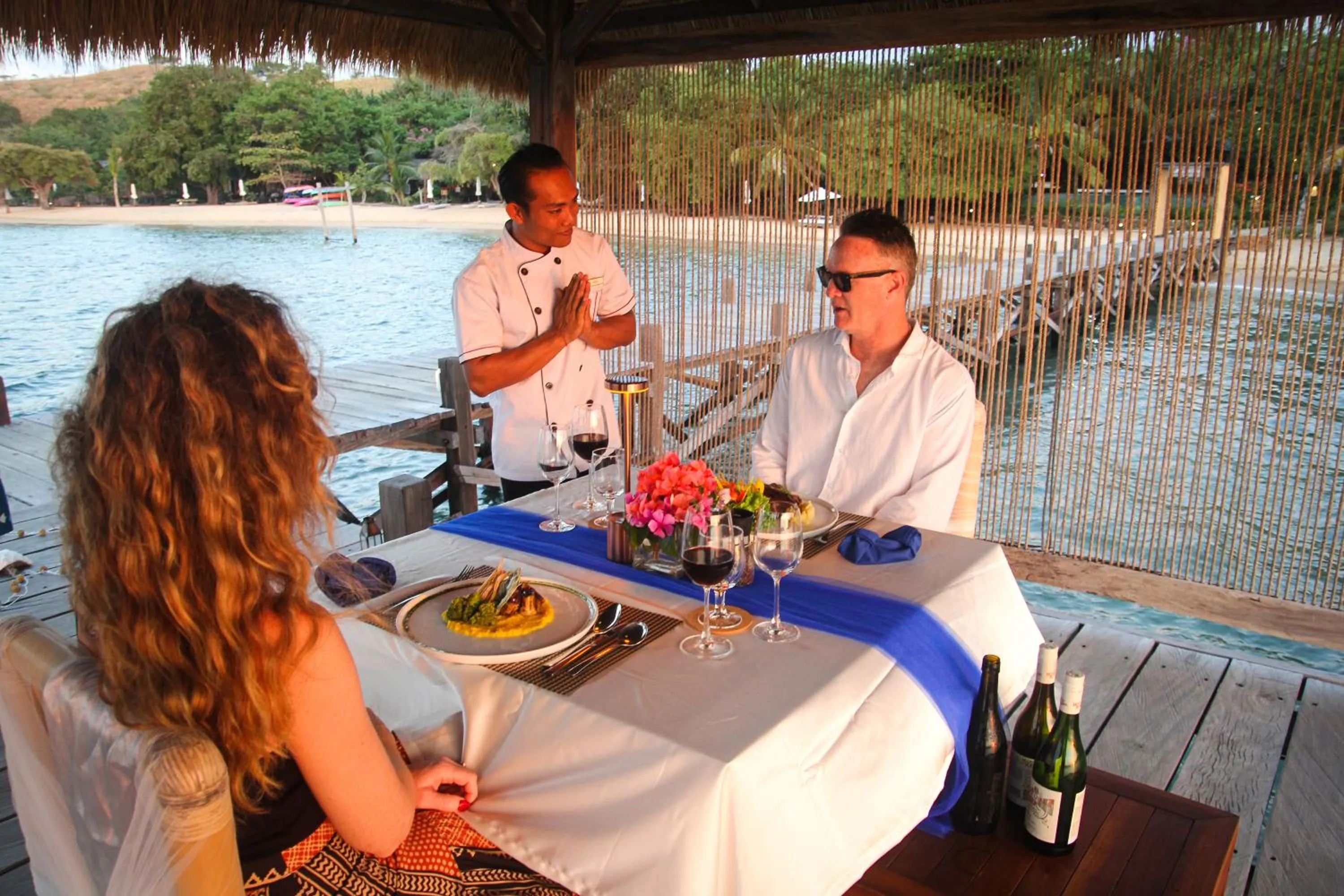 Restaurant/places to eat in The Seraya Resort Komodo