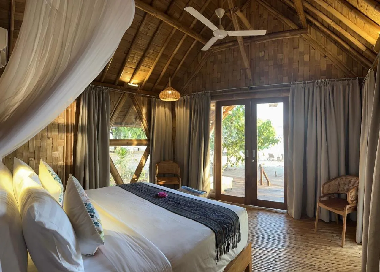 Beach, Bed in The Seraya Resort Komodo