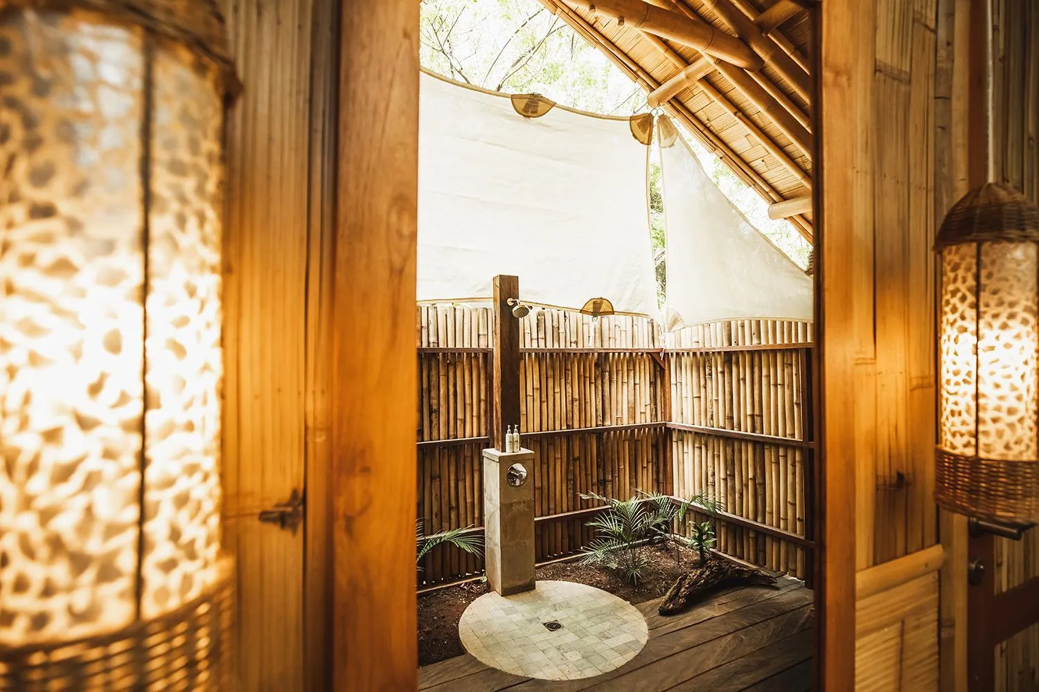 Shower in The Seraya Resort Komodo