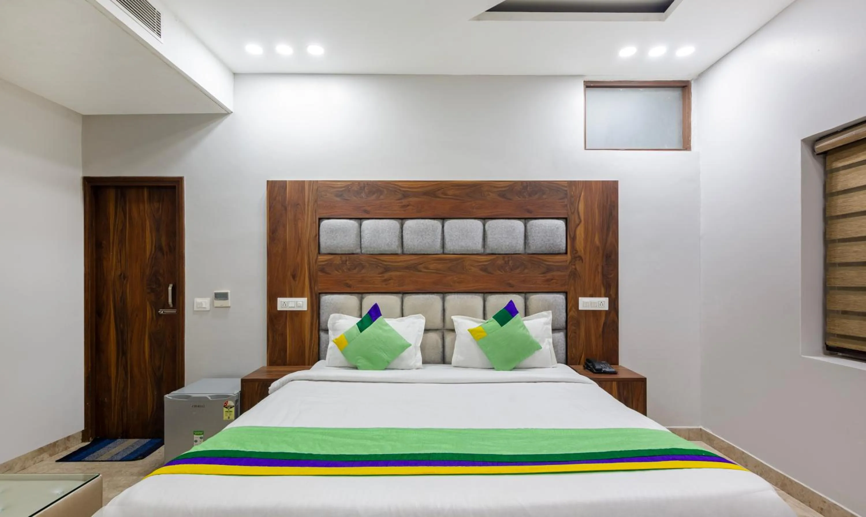 Bedroom, Bed in Treebo JD Residency Mohali