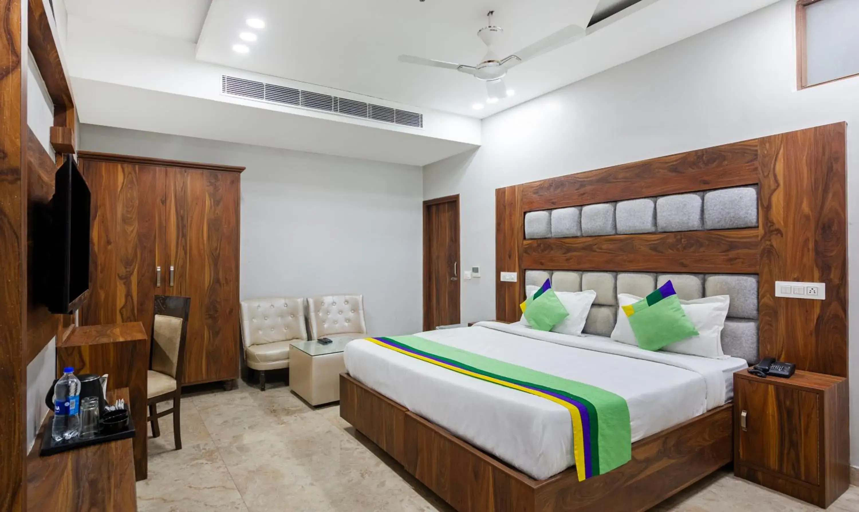 Standard Double or Twin Room - single occupancy in Treebo JD Residency Mohali Standard Double or Twin Room - single occupancy in Treebo JD Residency Mohali