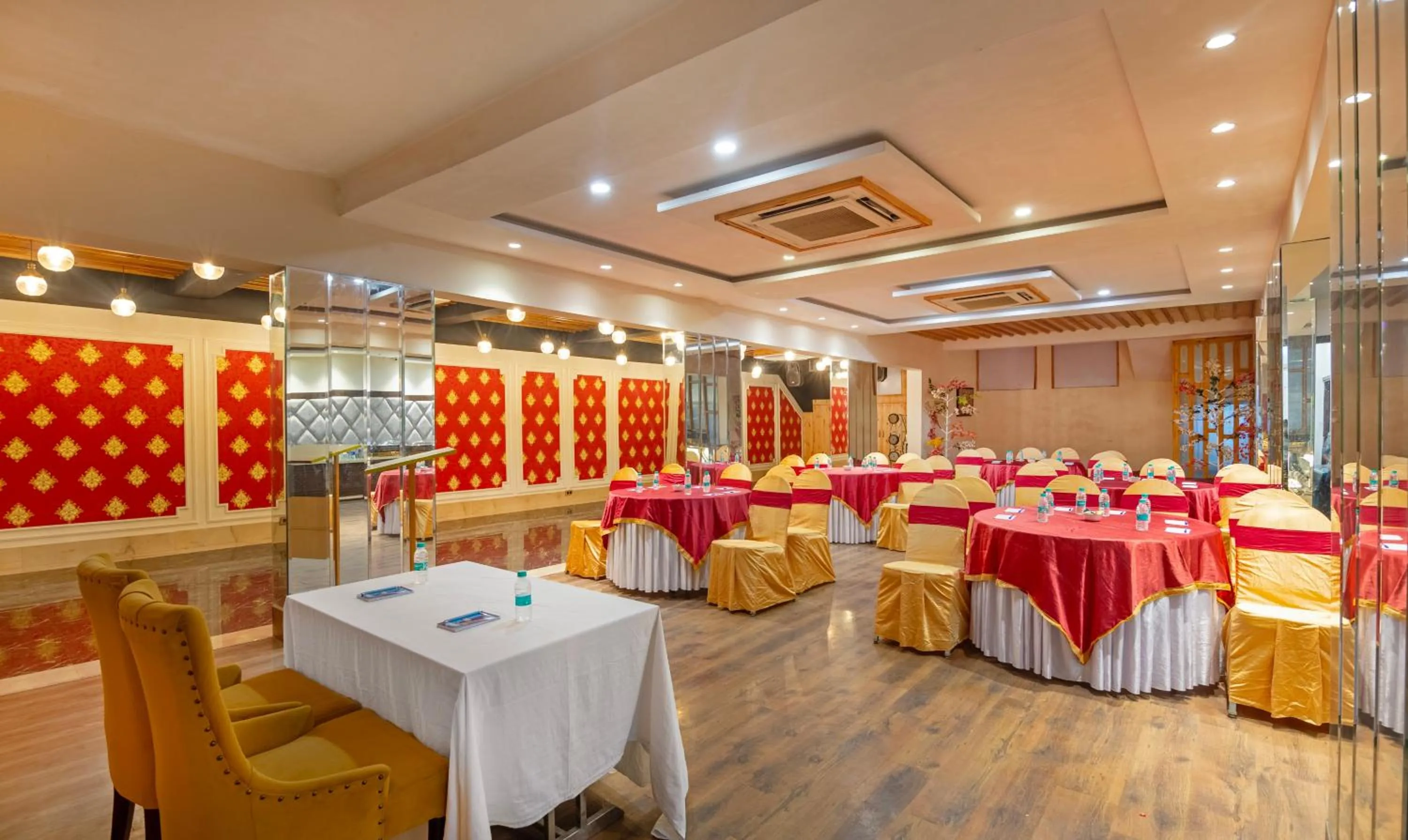Banquet/Function facilities in Treebo JD Residency Mohali