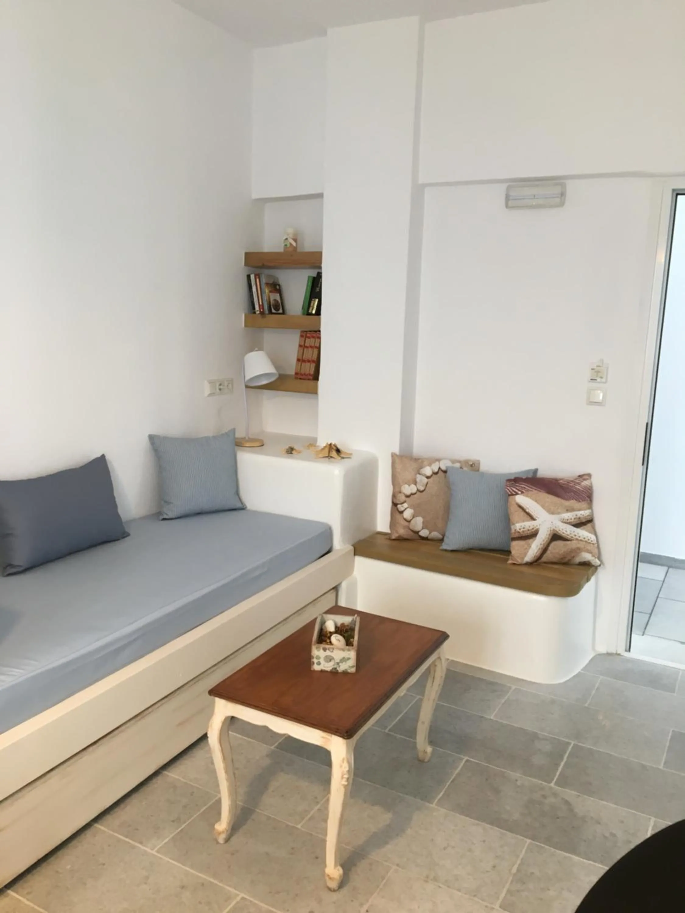 TV and multimedia in Aspasia Luxury Apartments