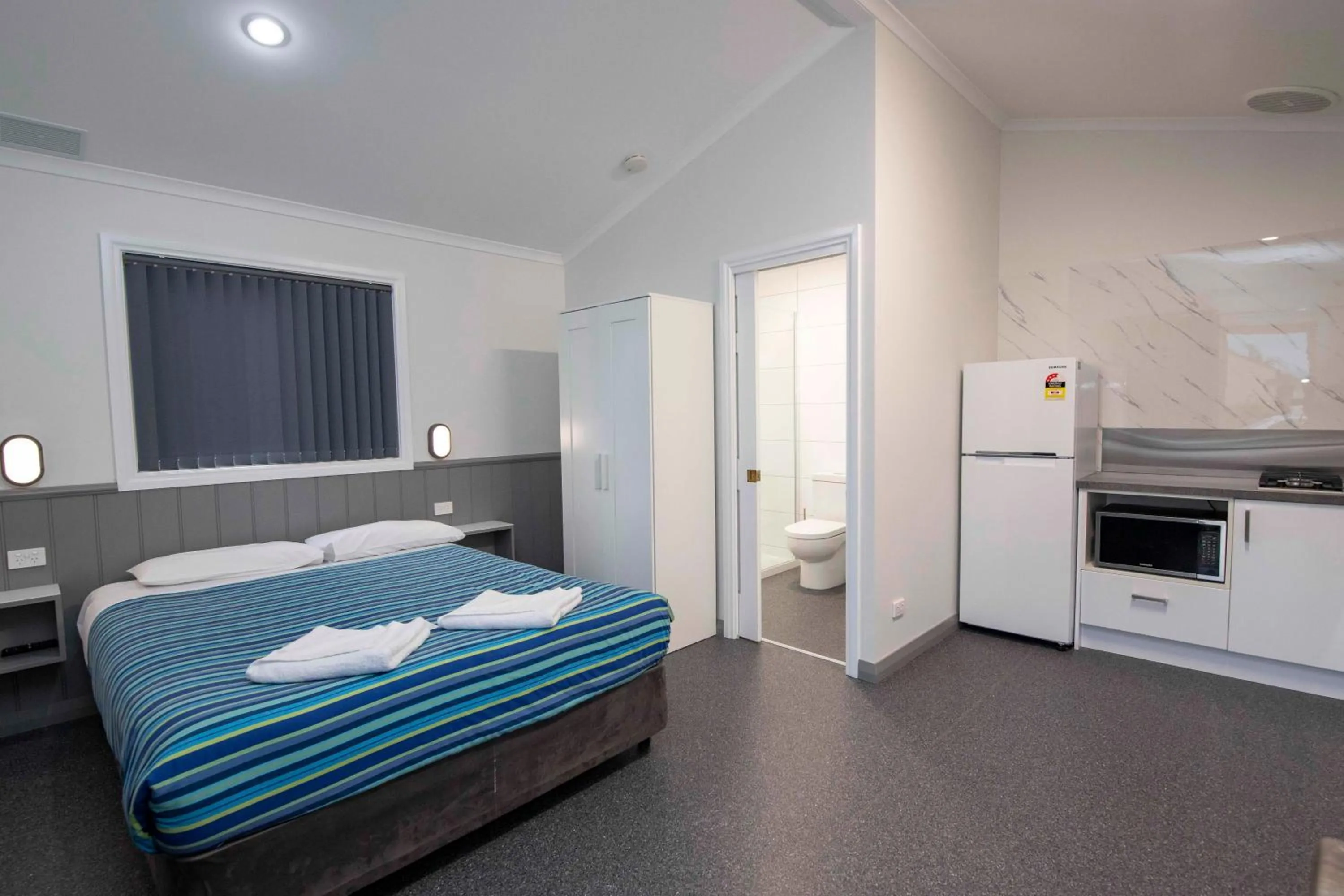 Bed in Karrinyup Waters Resort