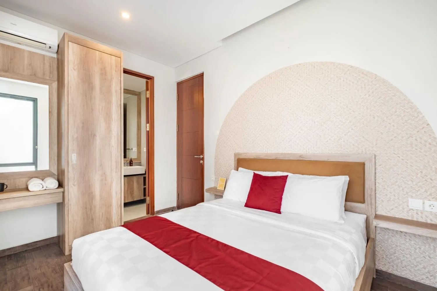 Bedroom, Bed in Cove Villa Prana