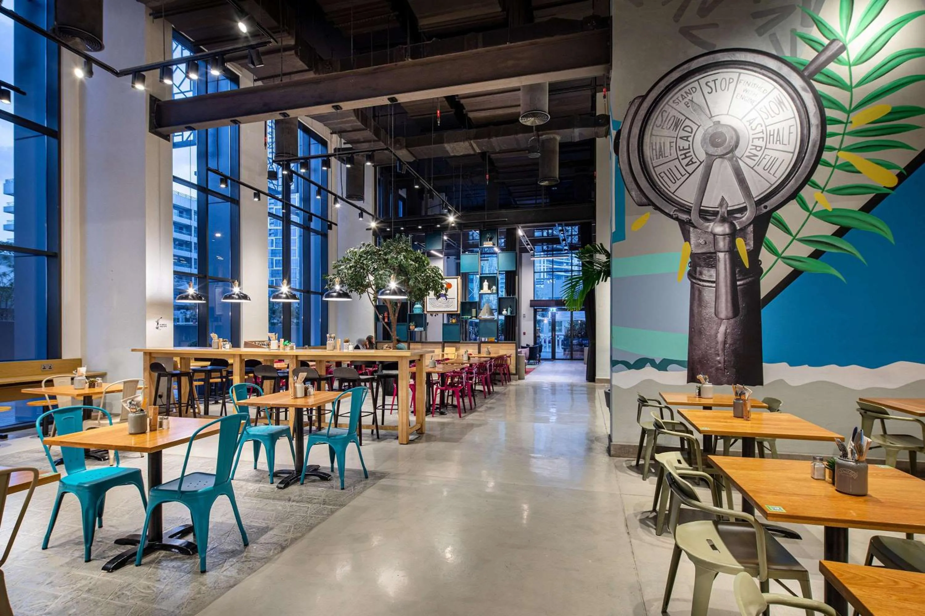 Restaurant/places to eat in Rove Dubai Marina