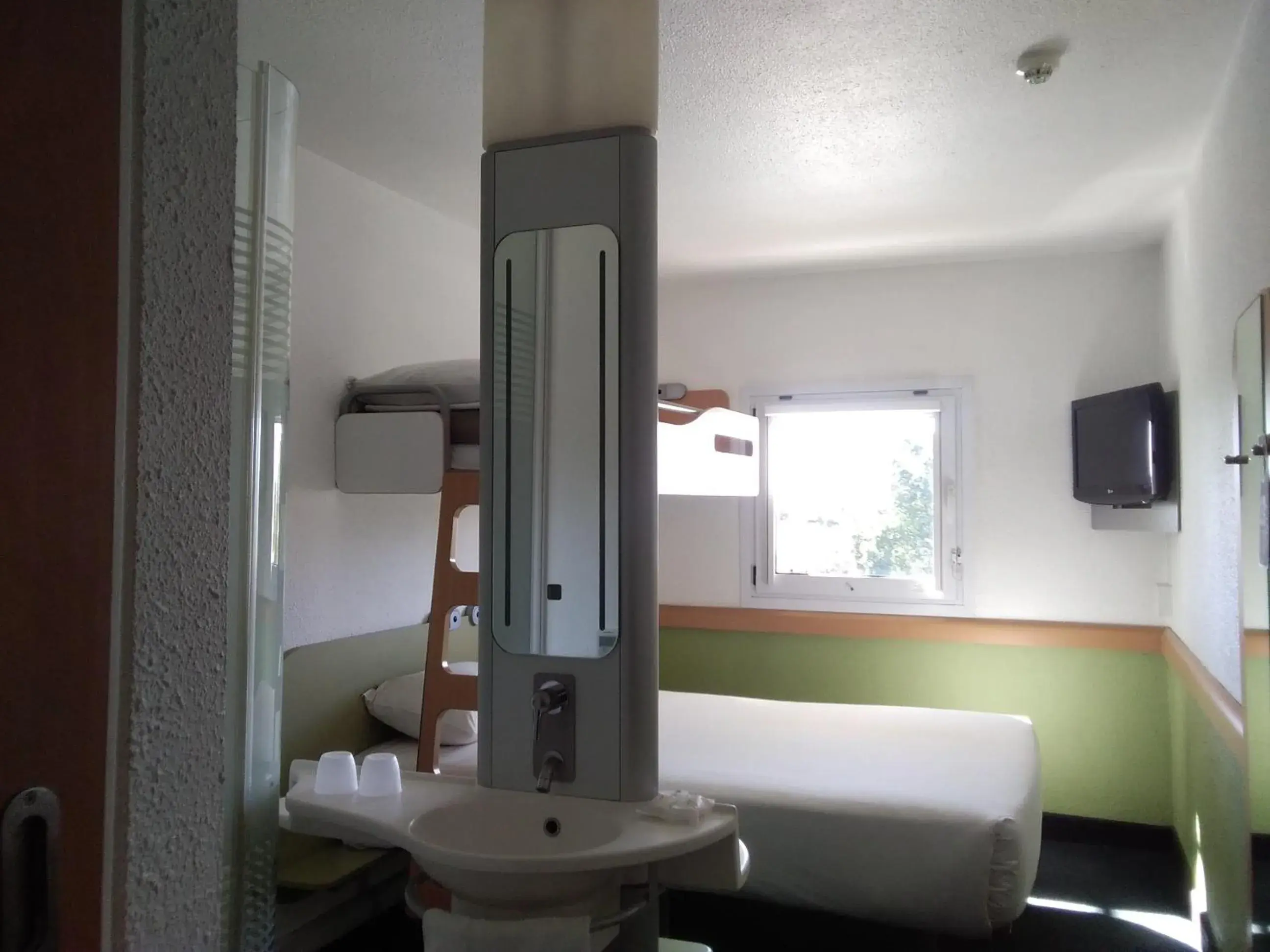 Standard Triple Room (Smoking) in SUN1 NELSPRUIT Standard Triple Room (Smoking) in SUN1 NELSPRUIT