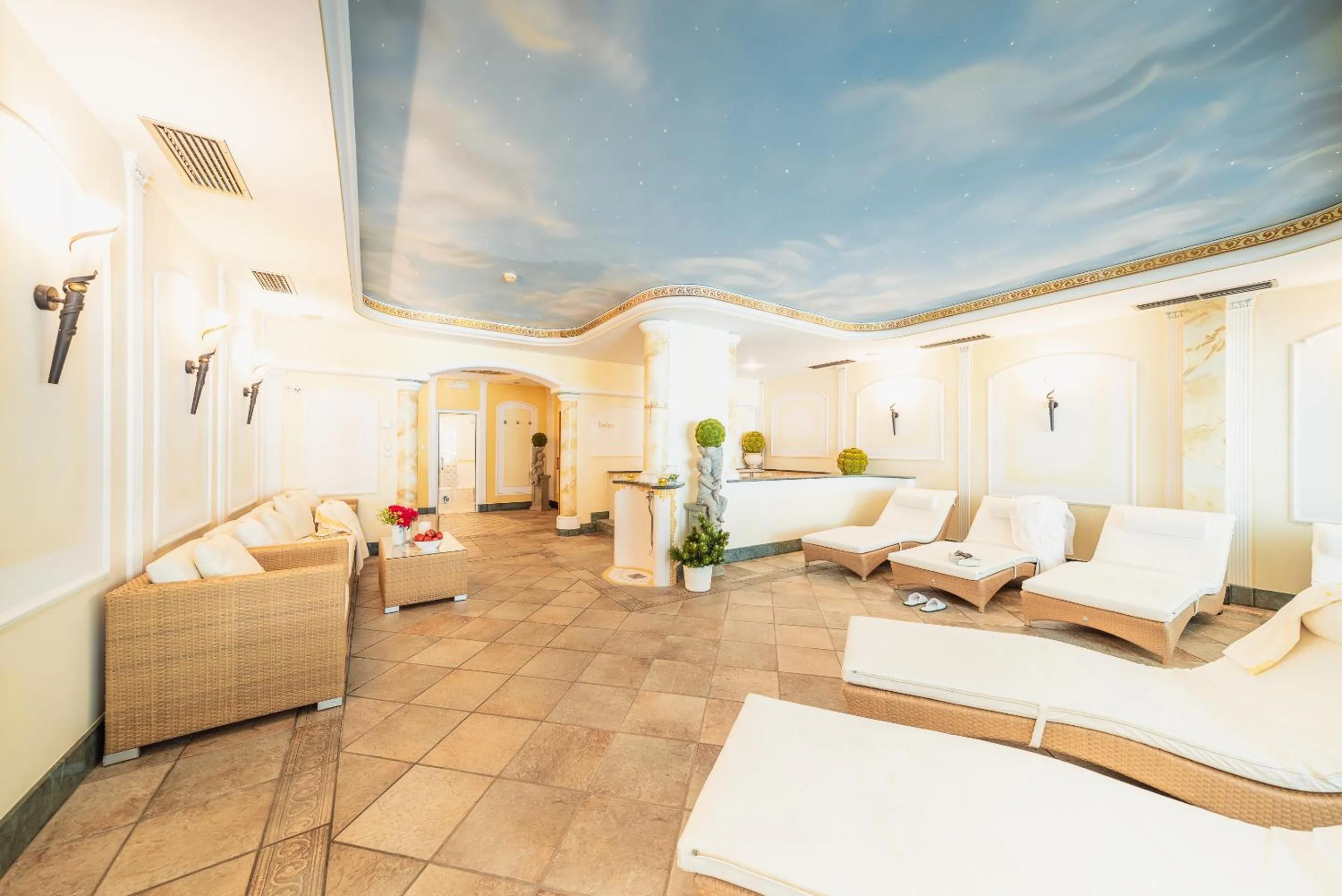 Swimming pool in Berglandhotel Untertheimerhof