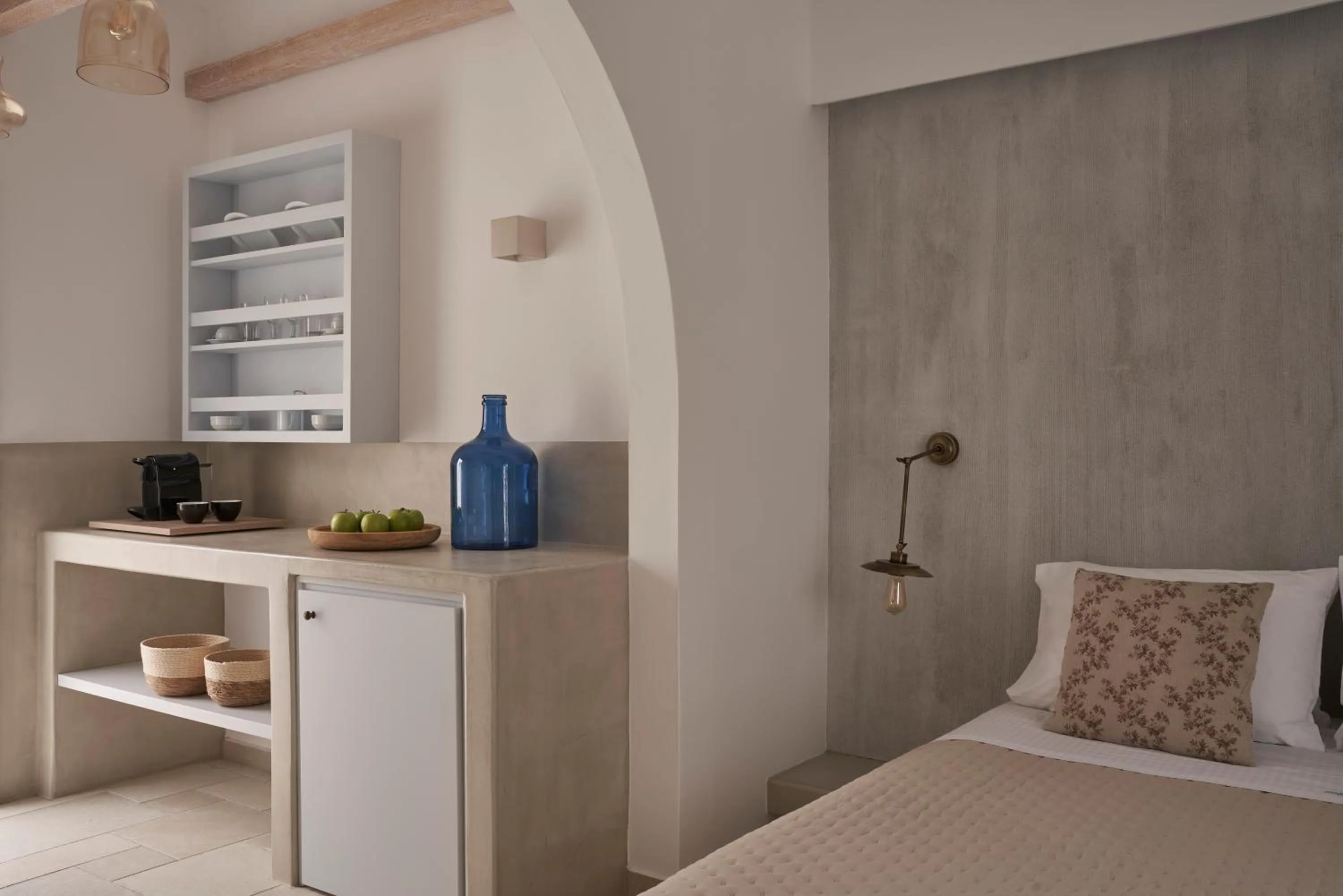 Bedroom, Bed in Makris Beach Hotel