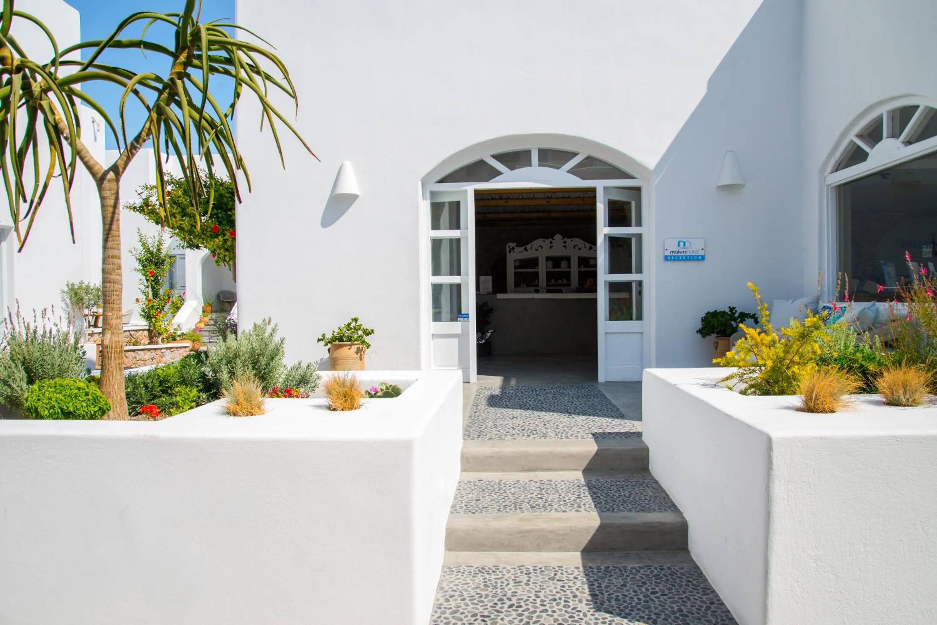 Facade/entrance in Makris Beach Hotel