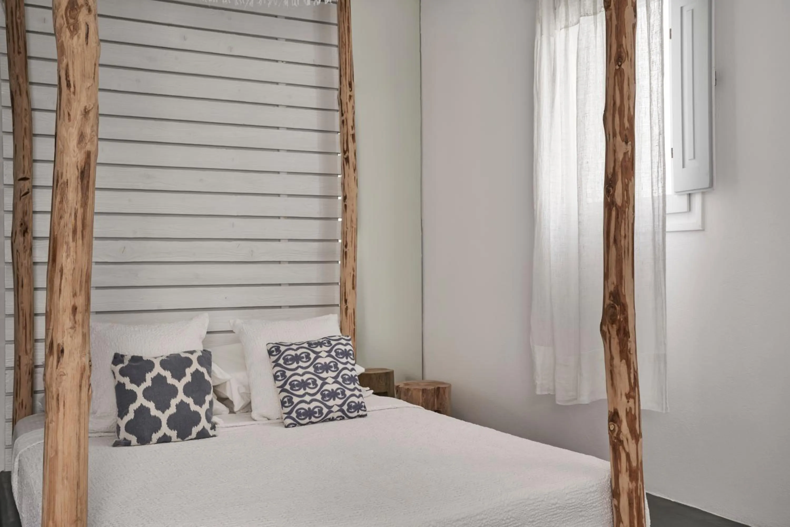 Bedroom, Bed in Makris Beach Hotel