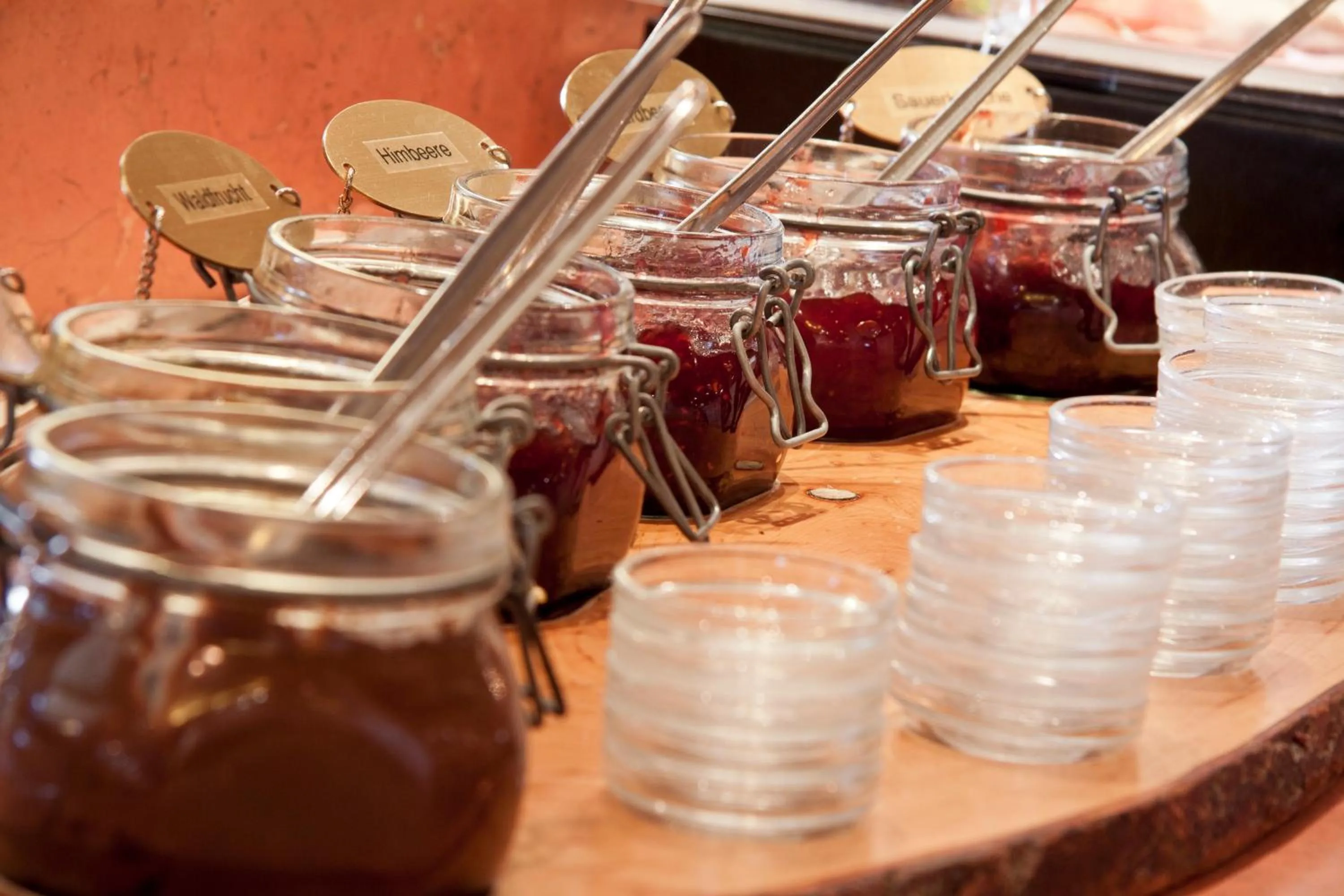 Restaurant/places to eat in Suitehotel Kleinwalsertal