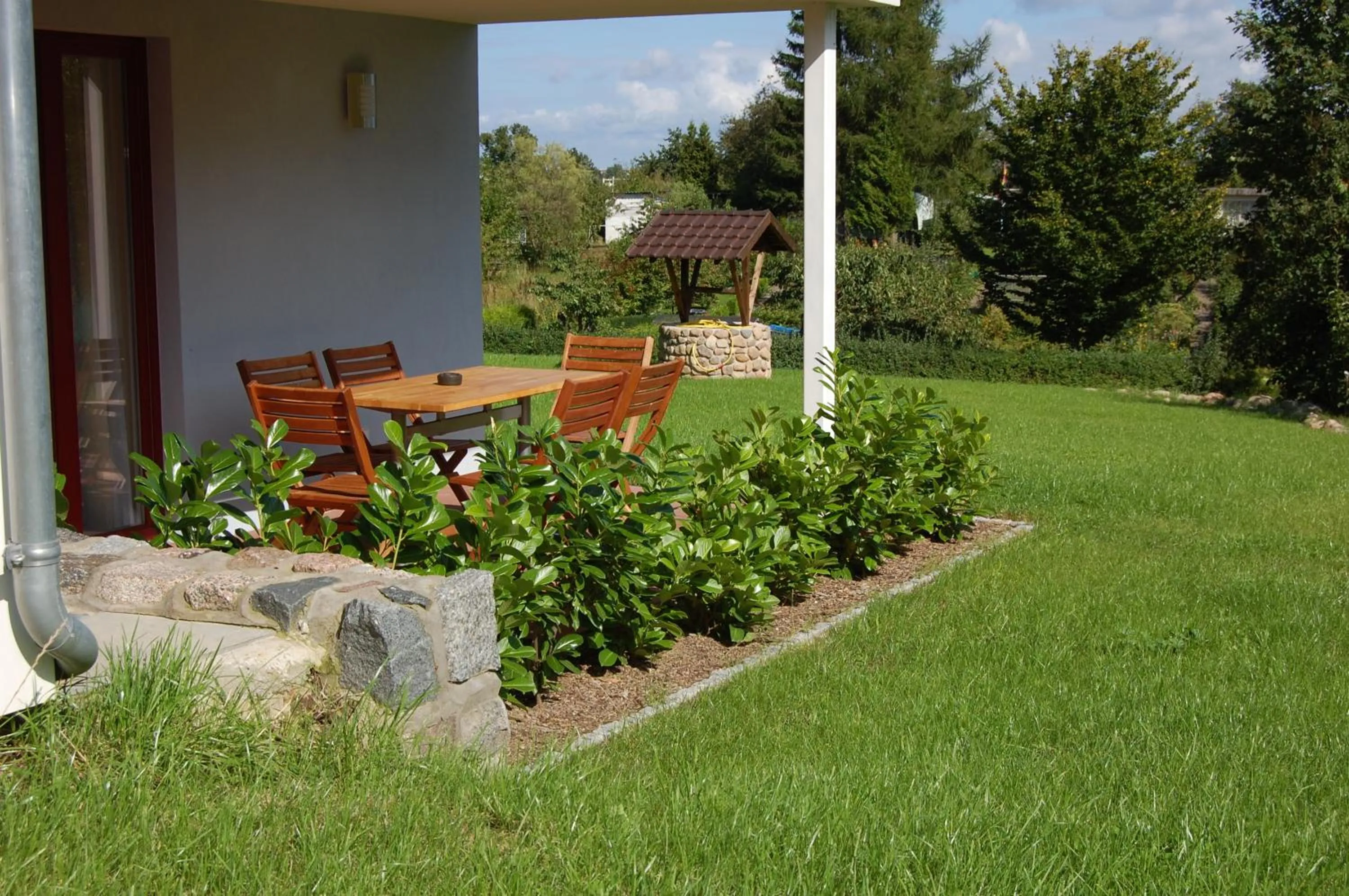 Garden in Hotel Pension Bellevue