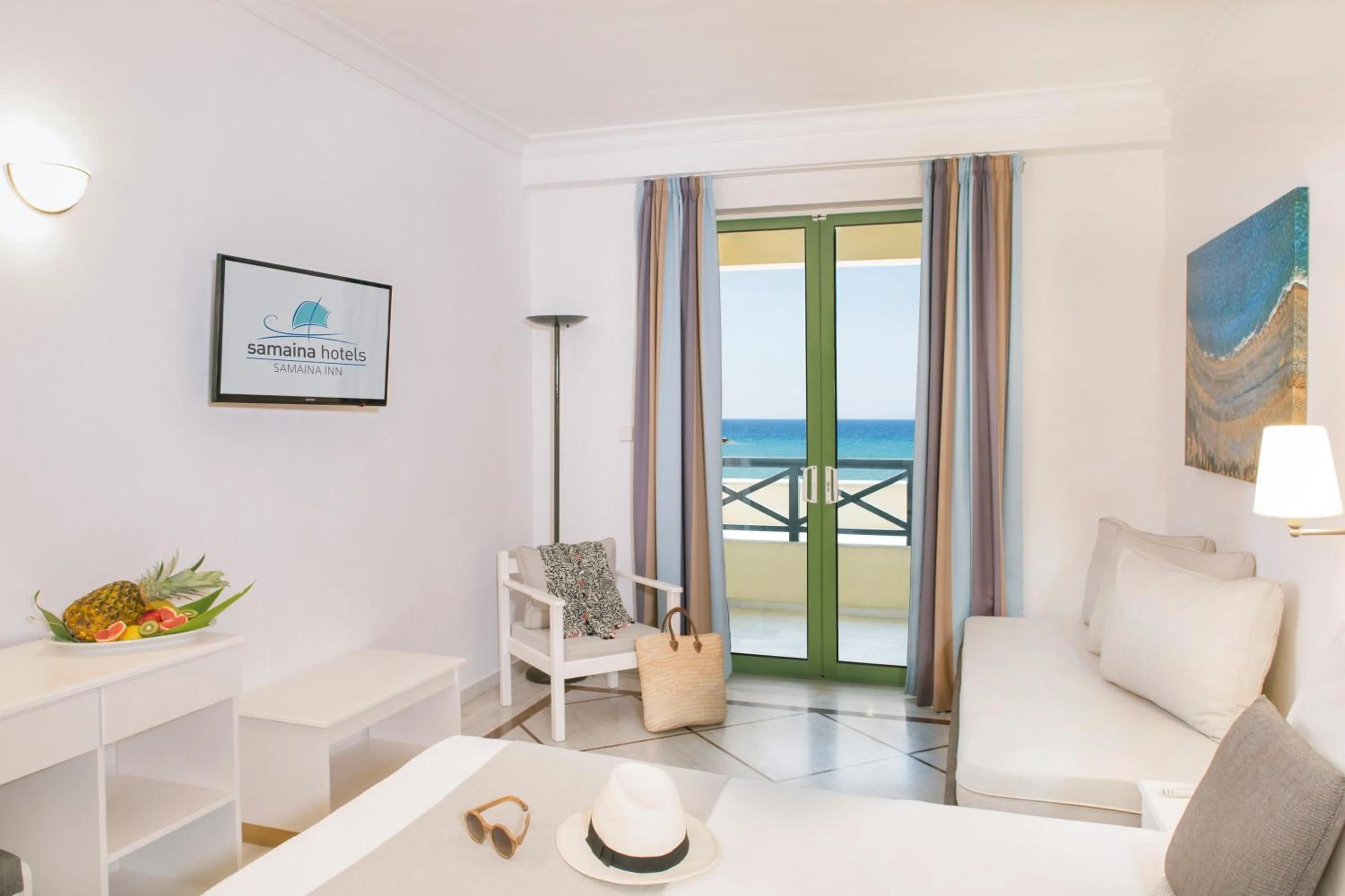 Sea view, Bed in Samaina Inn