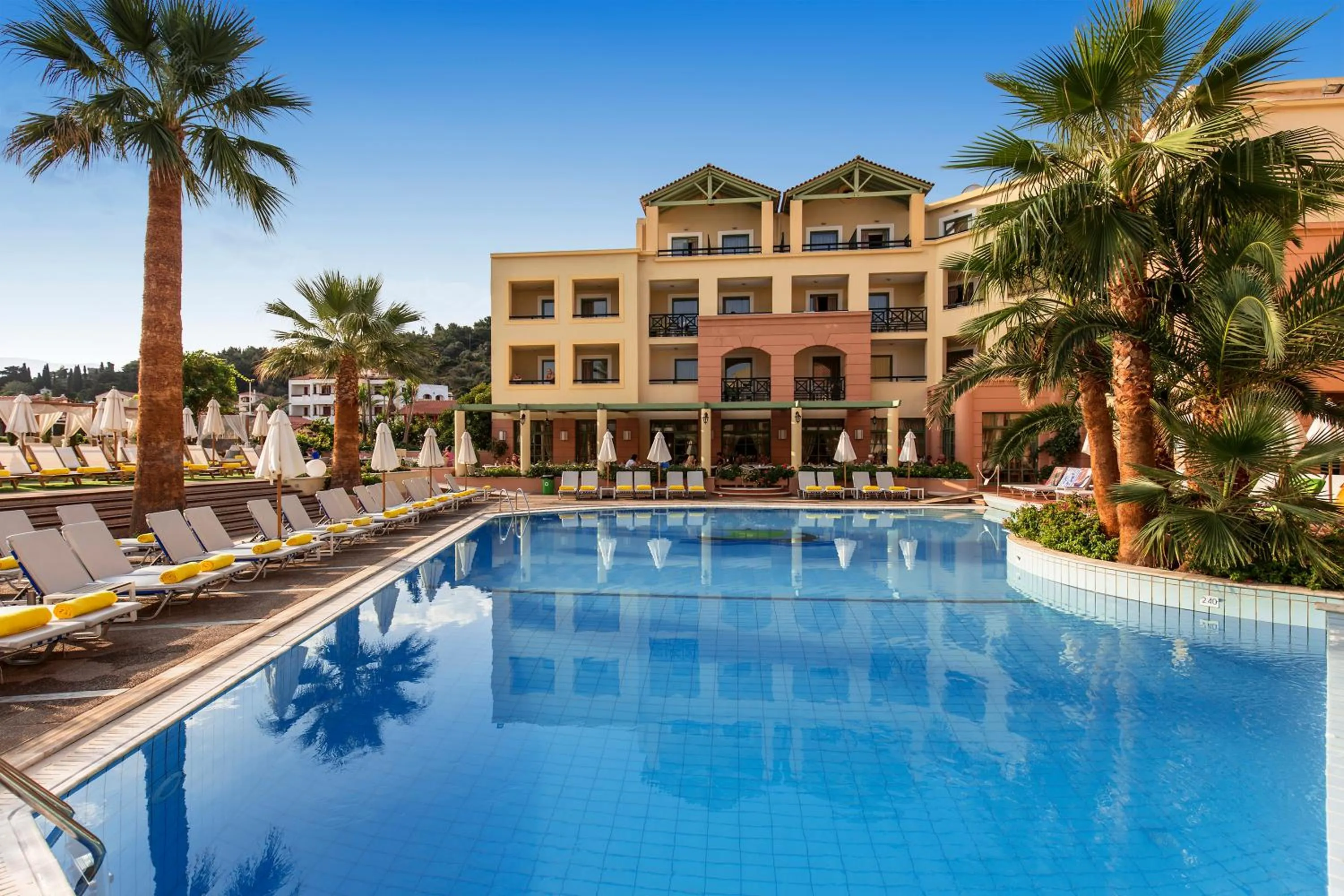 Property building in Samaina Inn