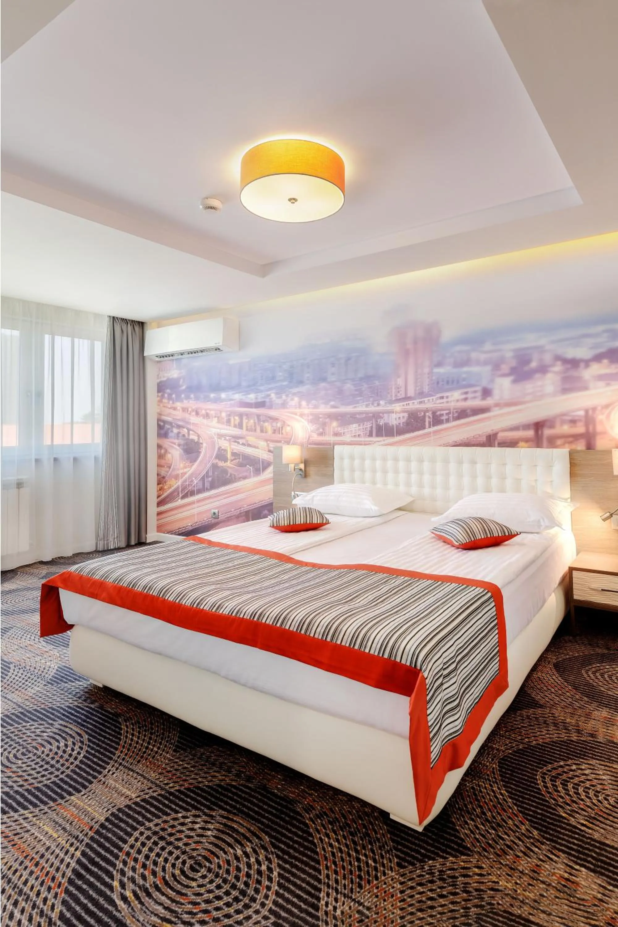 Bedroom, Bed in Plaza35