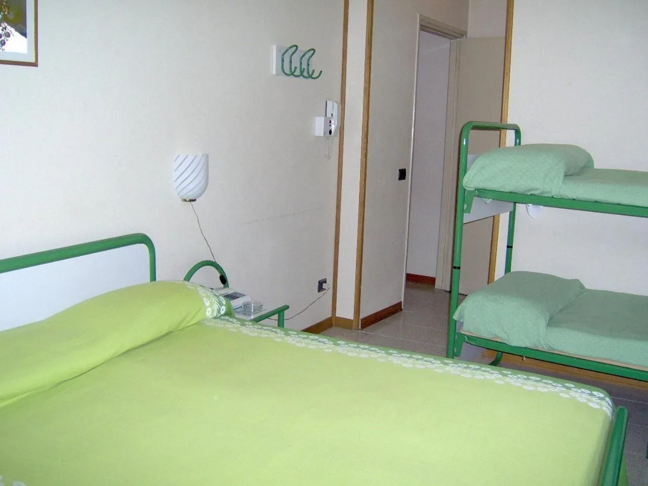 Bed in Lago Maggiore