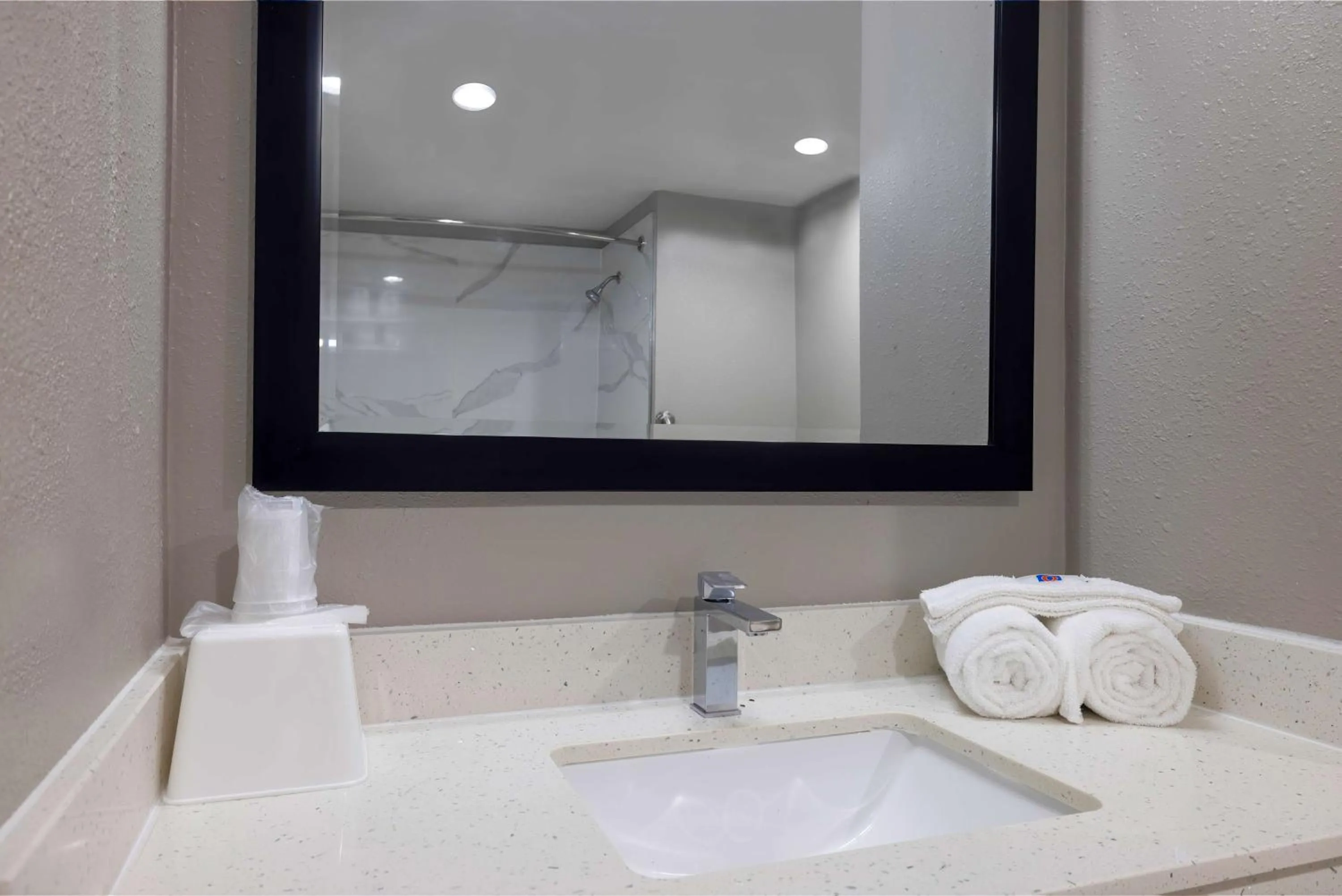 Bathroom in Motel 6 Lake Charles, LA