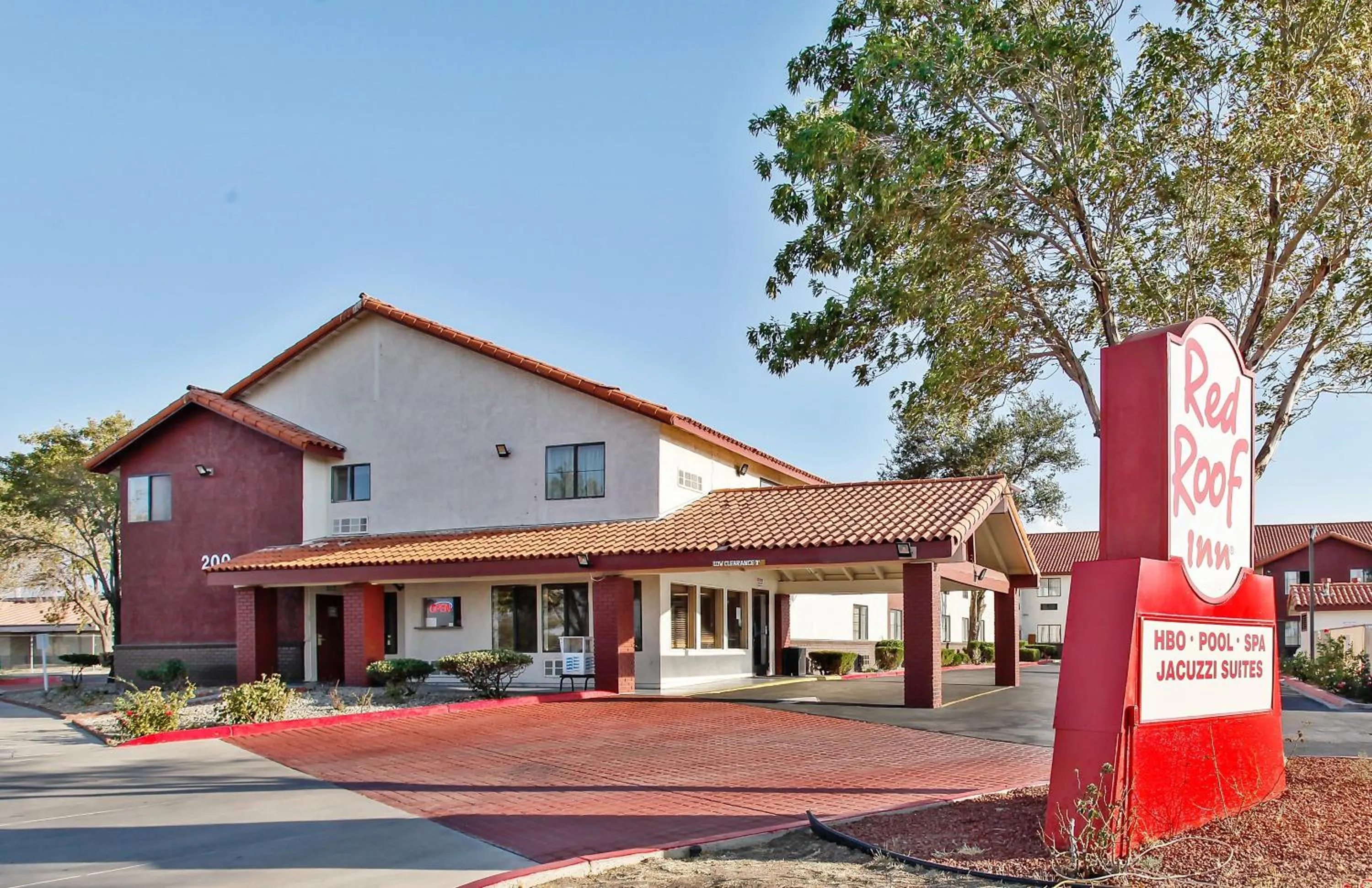 Property building in Red Roof Inn Palmdale - Lancaster