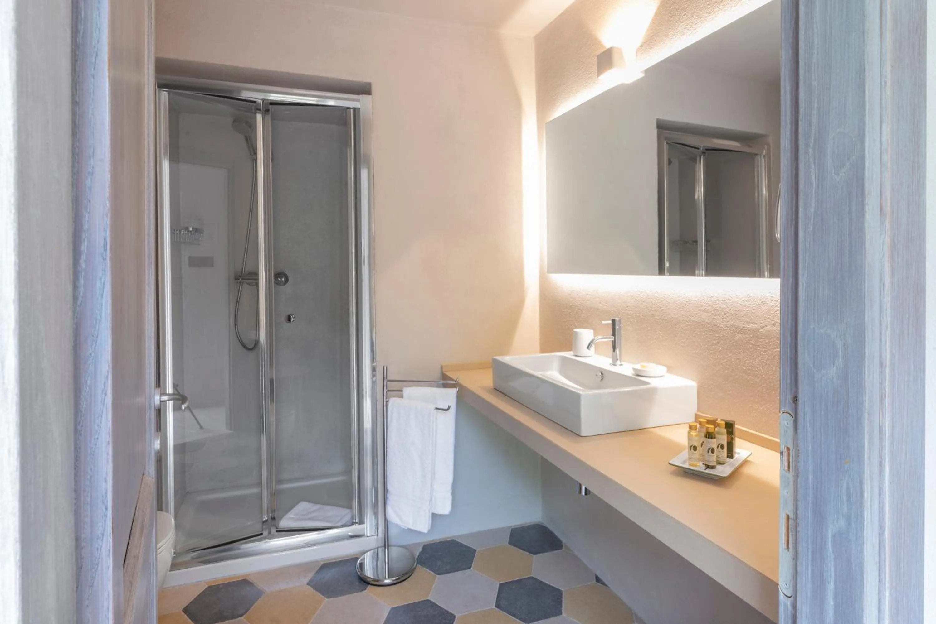 Shower in Relais Le Macine Di Stigliano