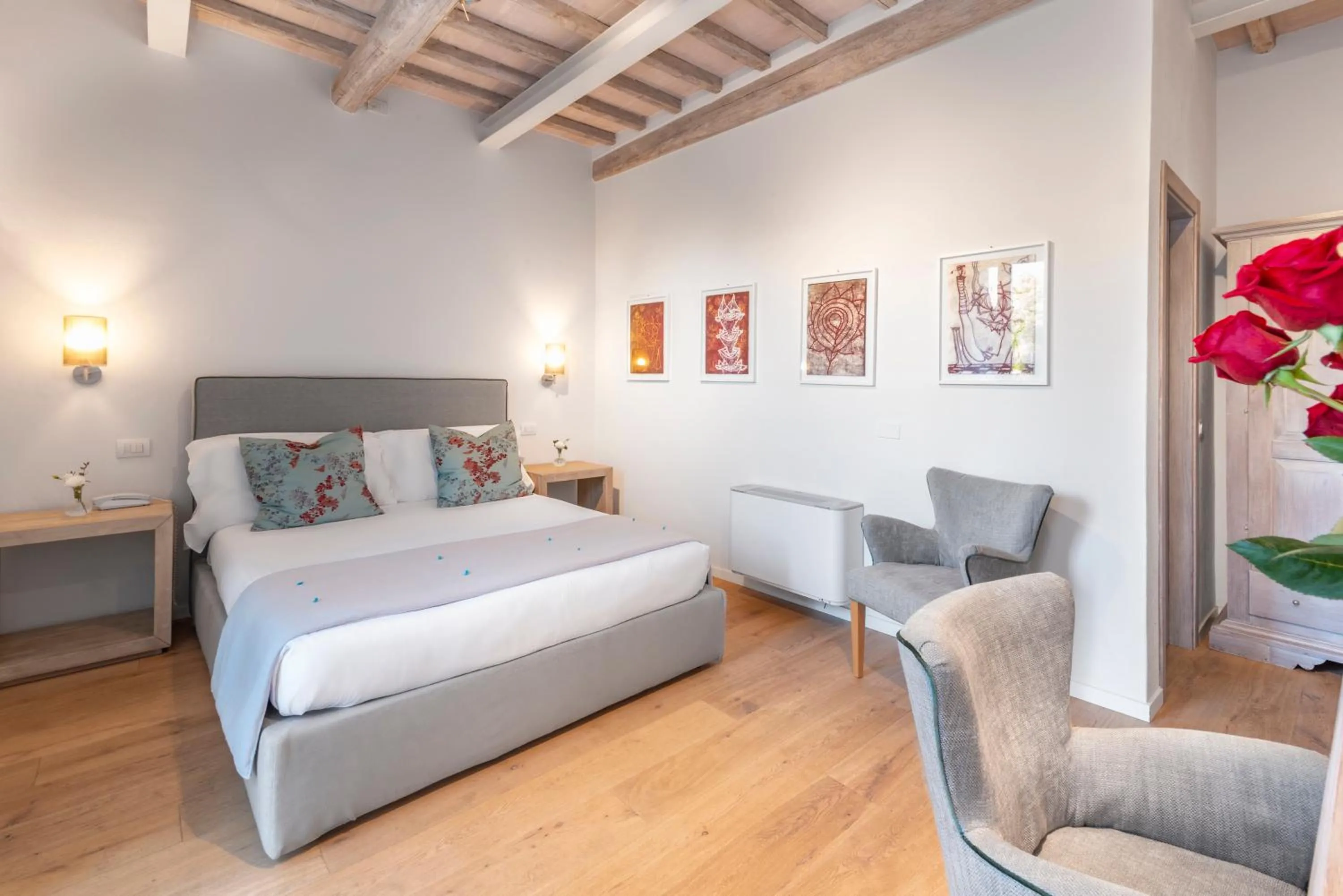 Photo of the whole room, Bed in Relais Le Macine Di Stigliano