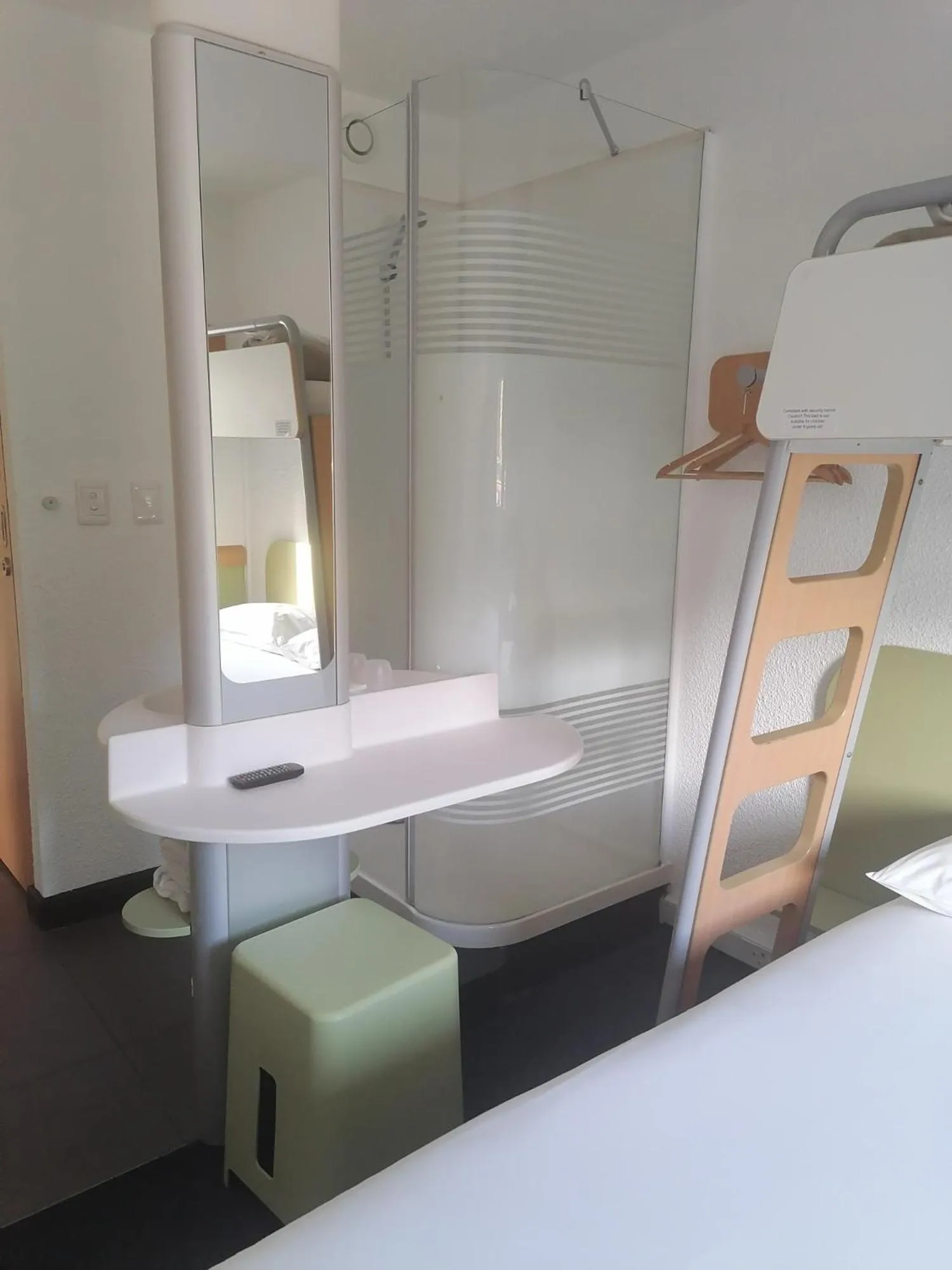 Shower, Bed in SUN1 BLOEMFONTEIN