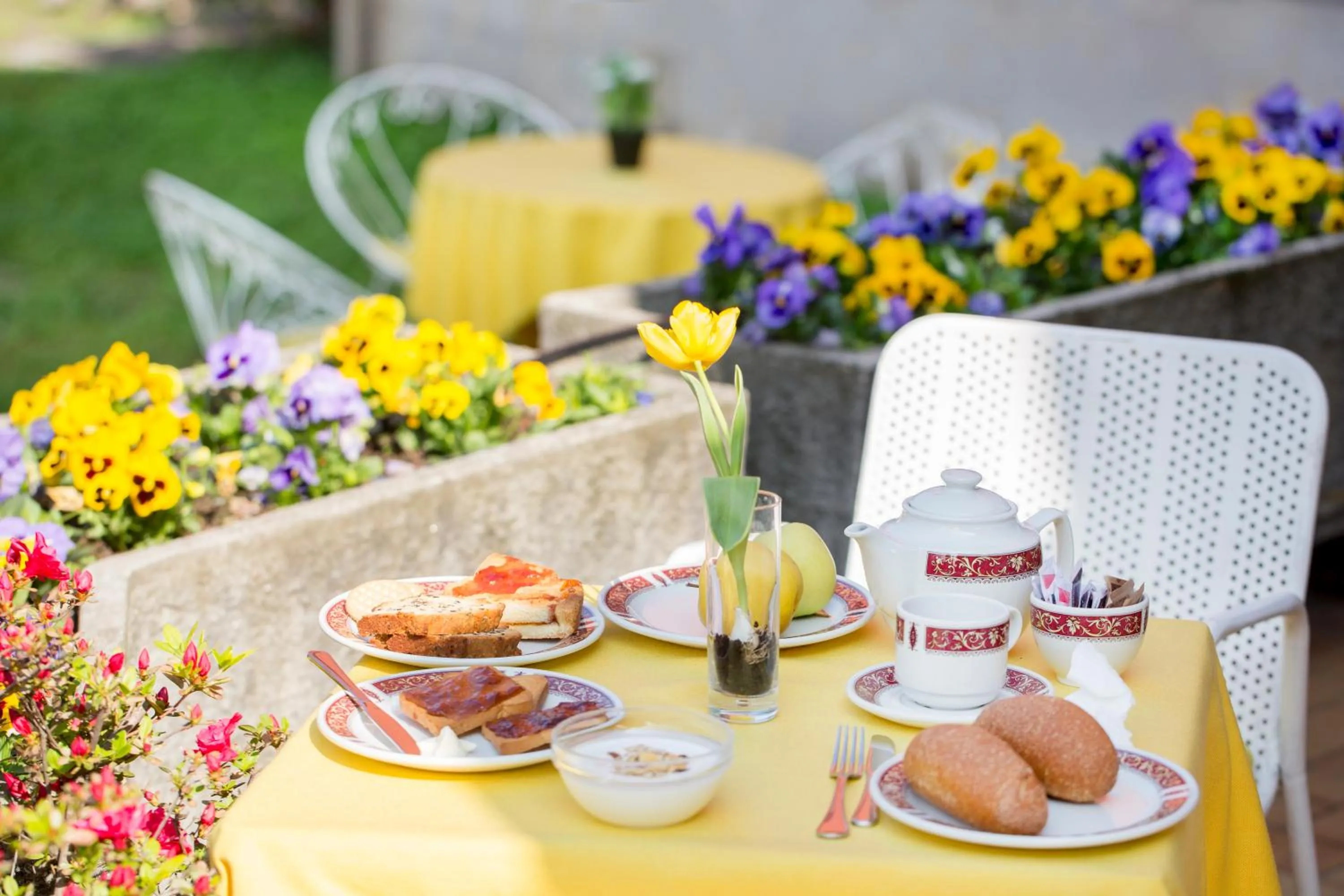 Food and drinks in Aries