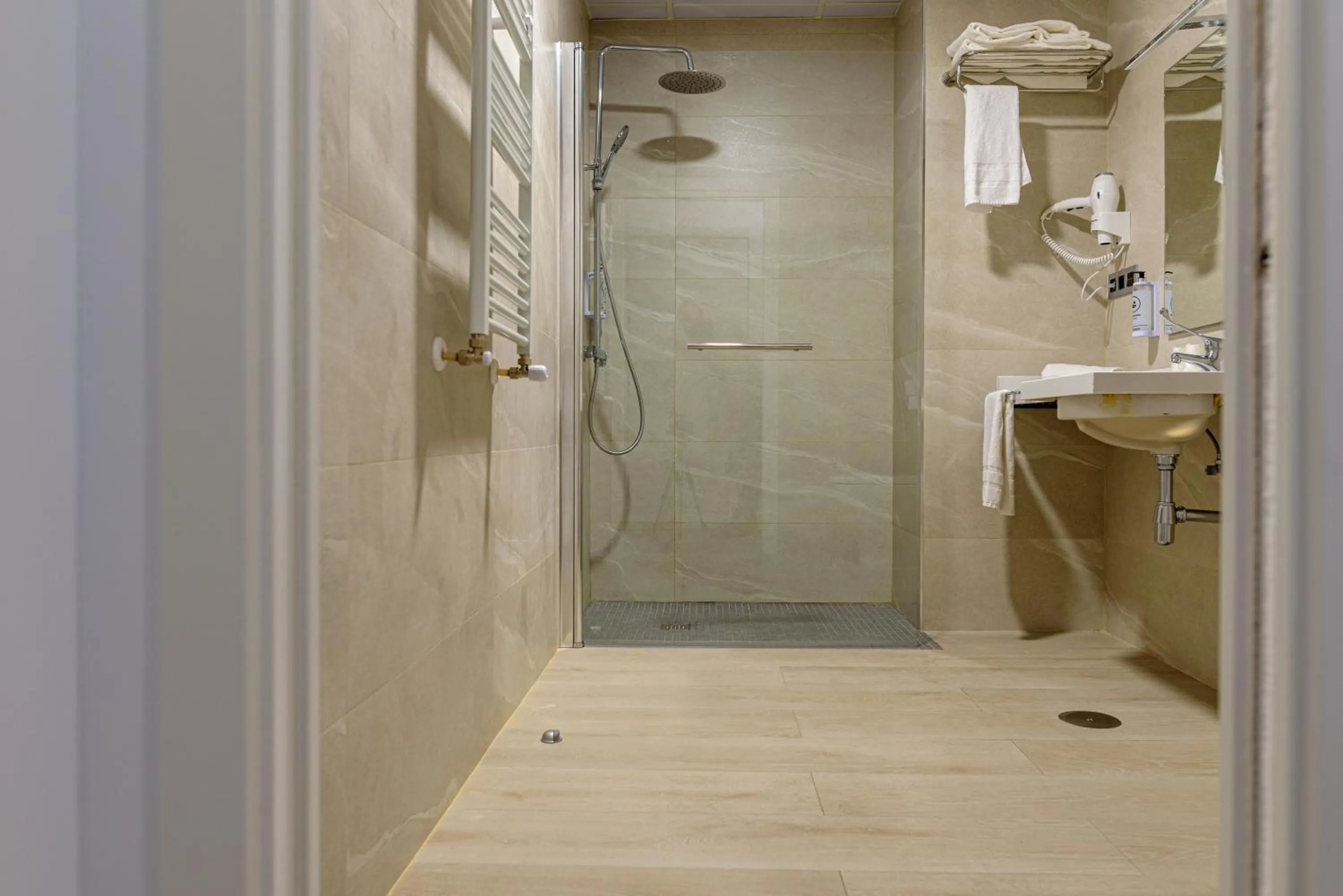 Bathroom in Hotel Alda Ciudad de Toro