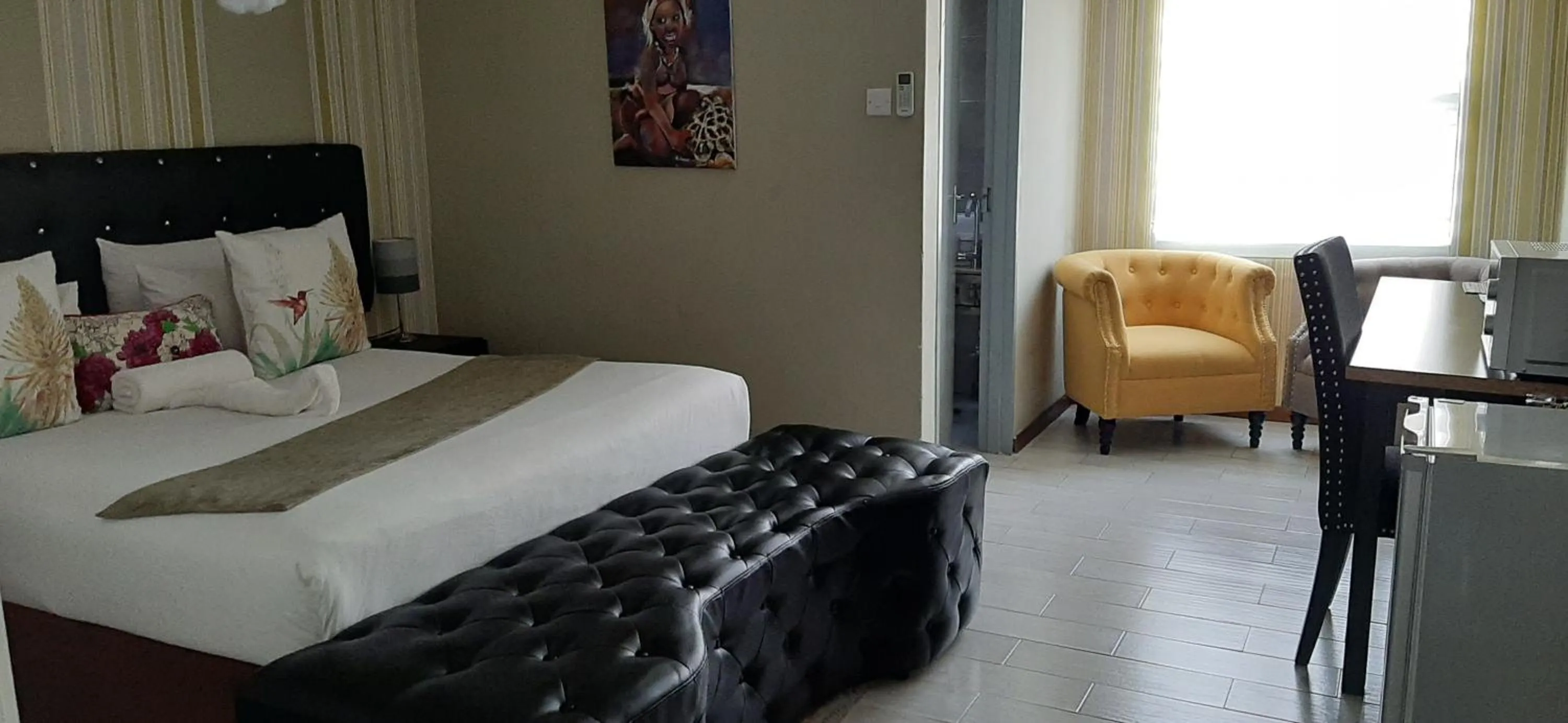 TV and multimedia in The New Mall Guesthouse