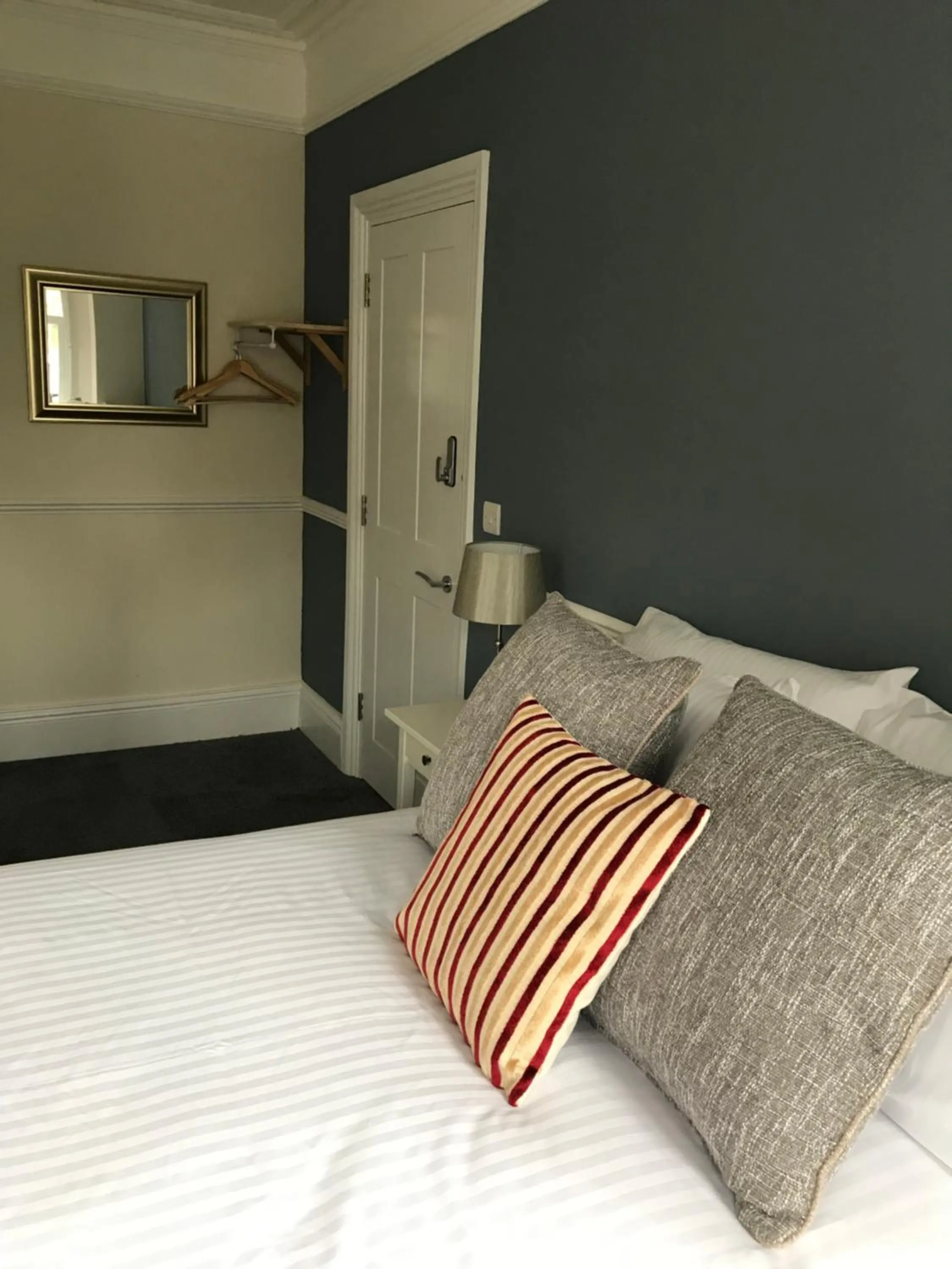 Bed in Iffley Town House