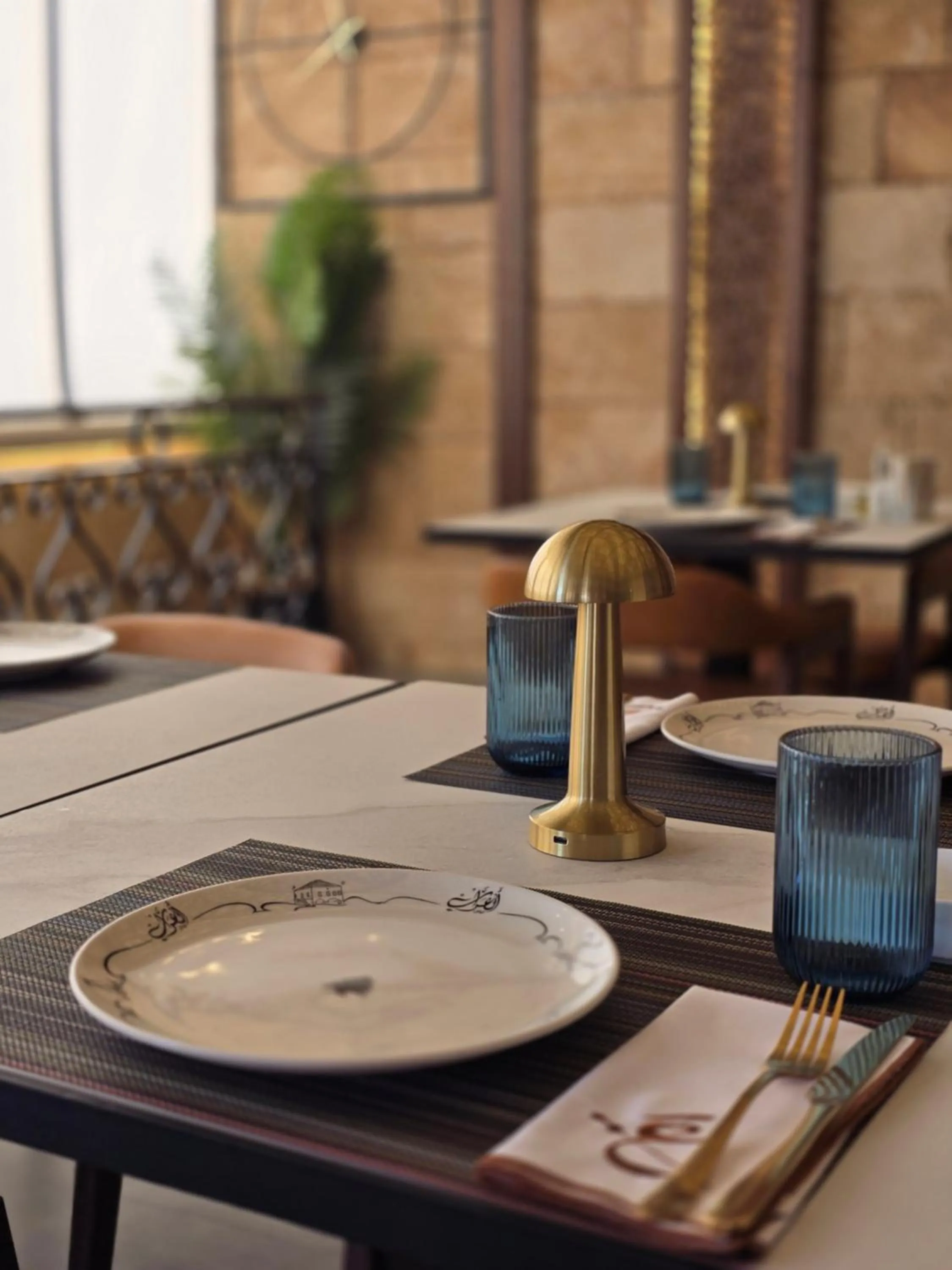 Restaurant/places to eat in Maximus Hotel Byblos