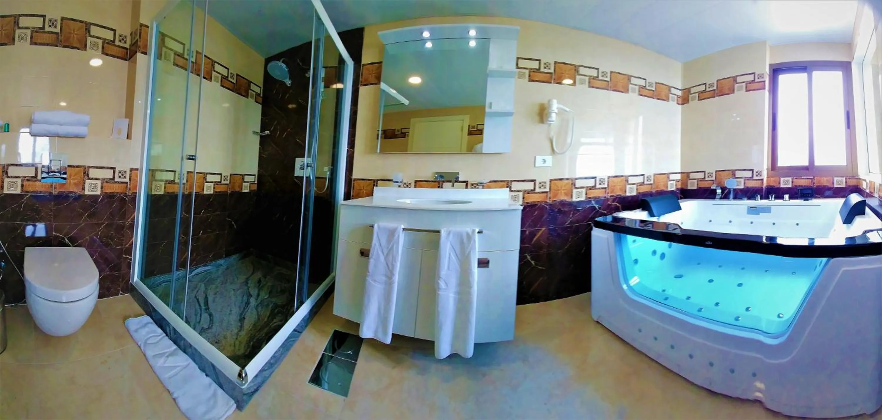 Maximus Hotel Byblos