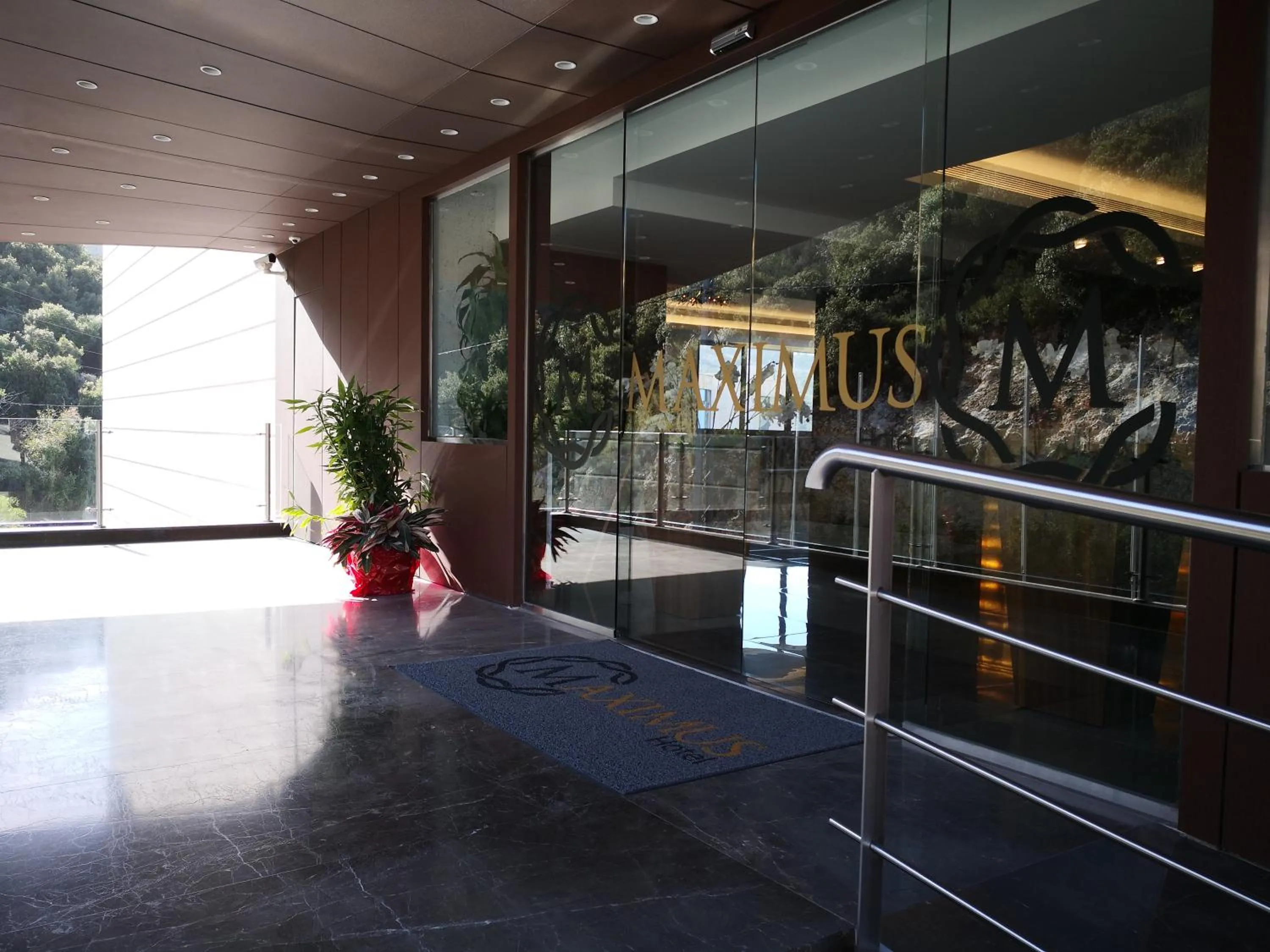 Facade/entrance in Maximus Hotel Byblos