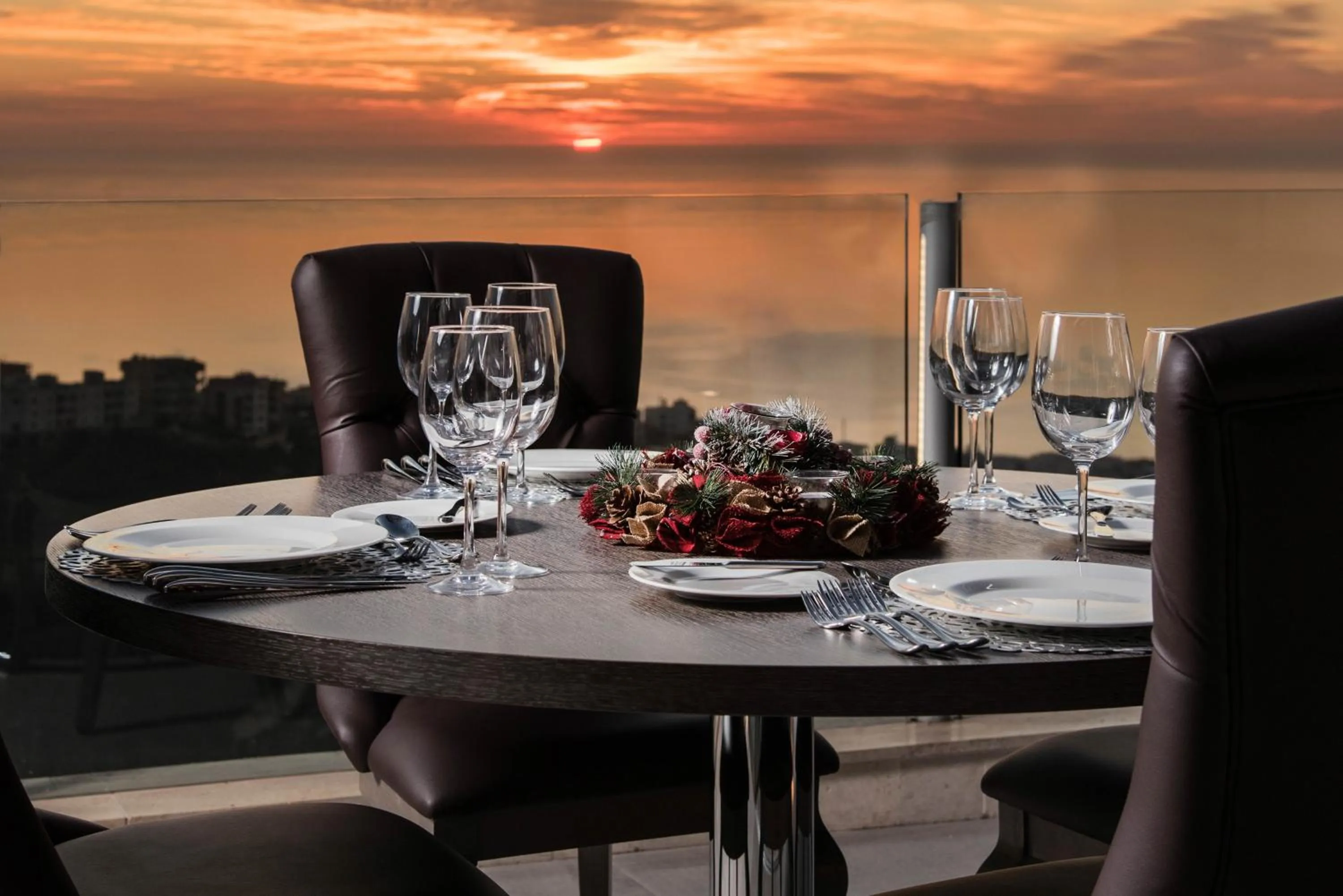 Restaurant/places to eat in Maximus Hotel Byblos