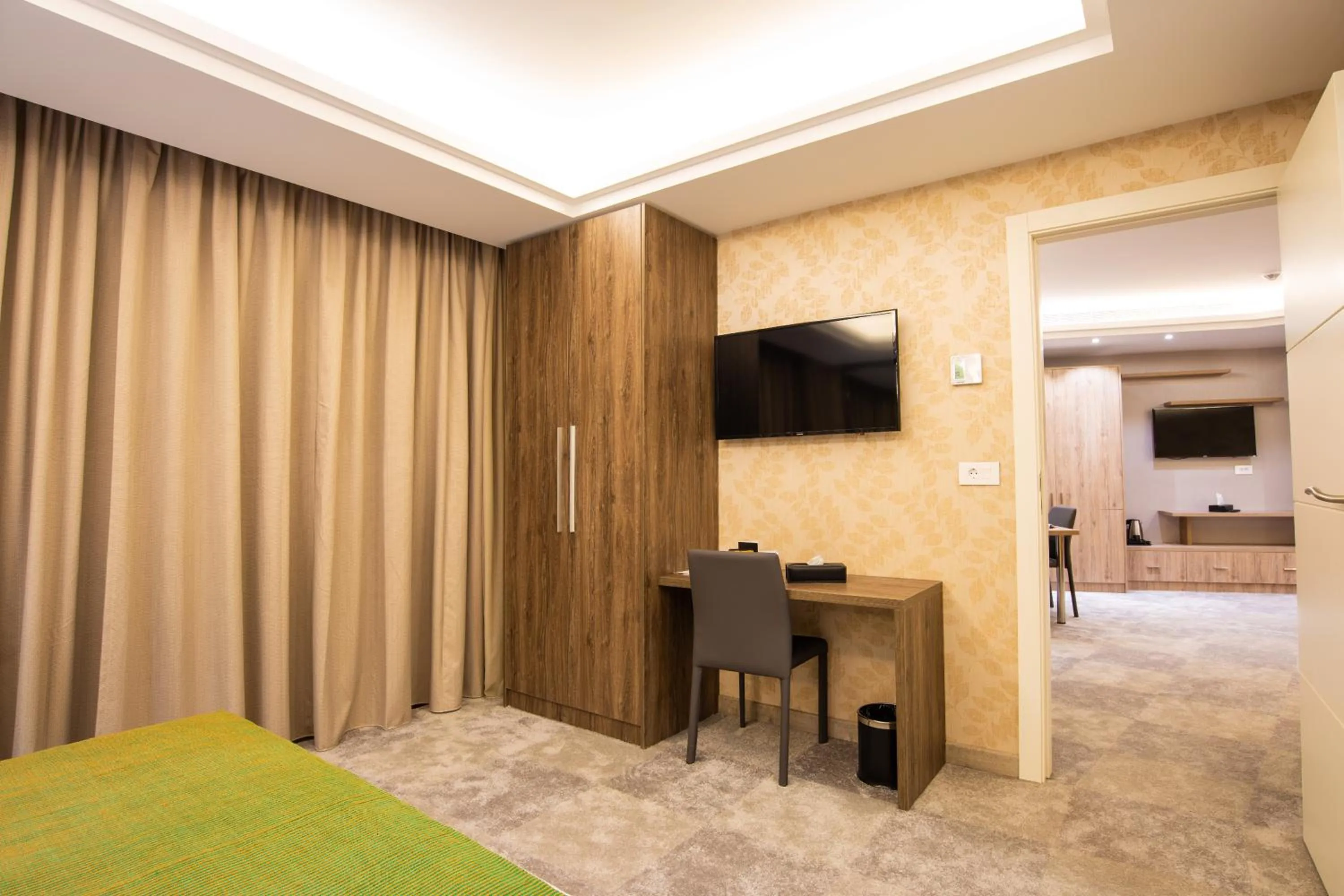 Bed in Maximus Hotel Byblos