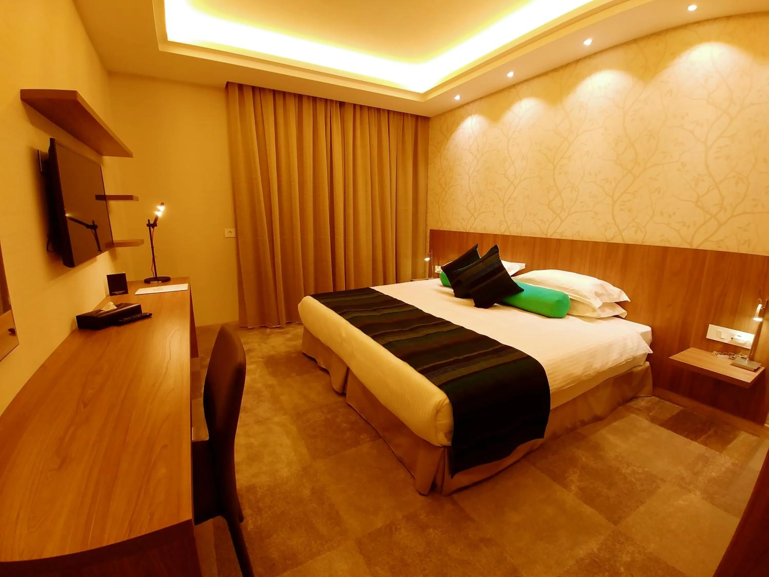 Bed in Maximus Hotel Byblos