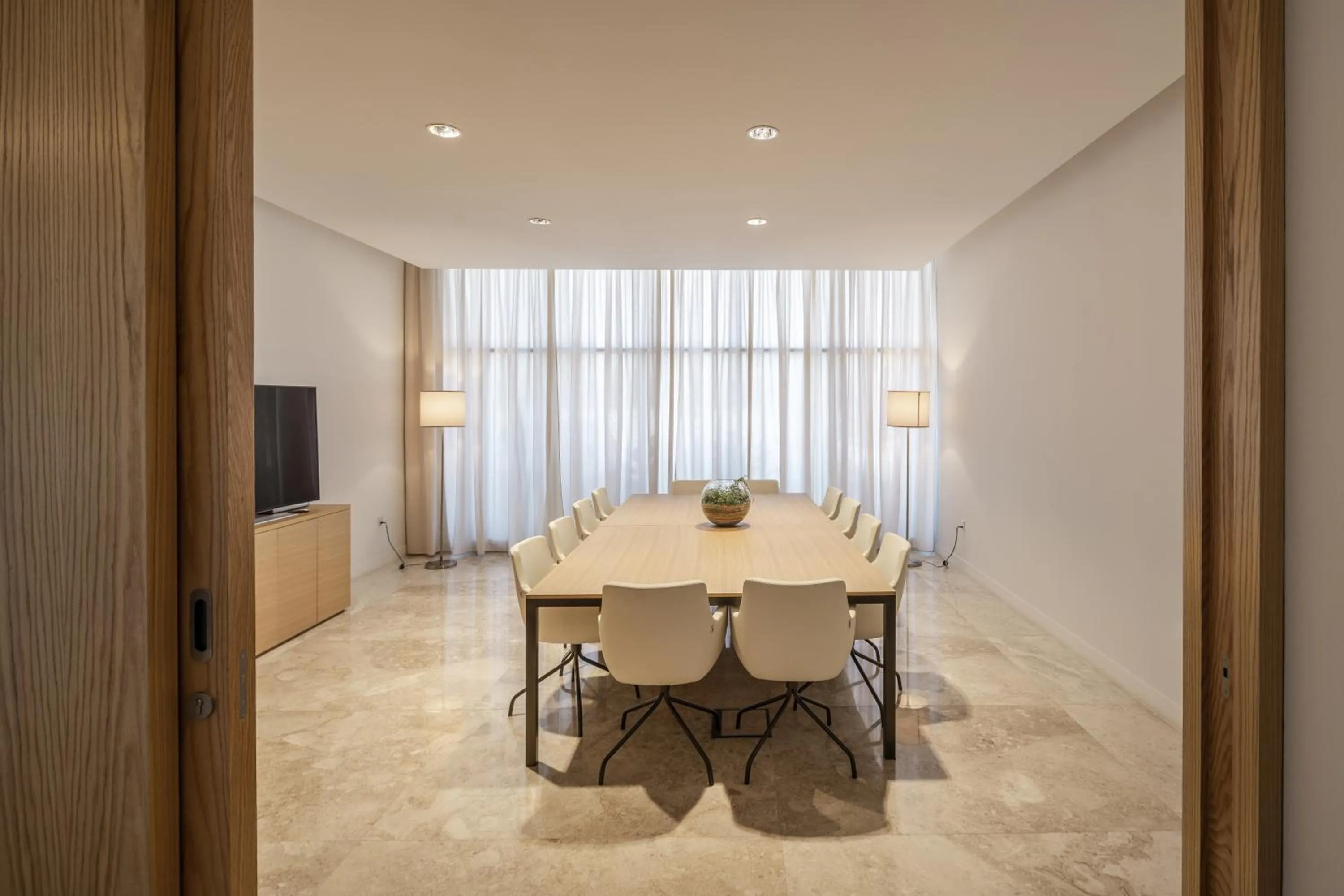 Meeting/conference room in Delta Hotel Apartments