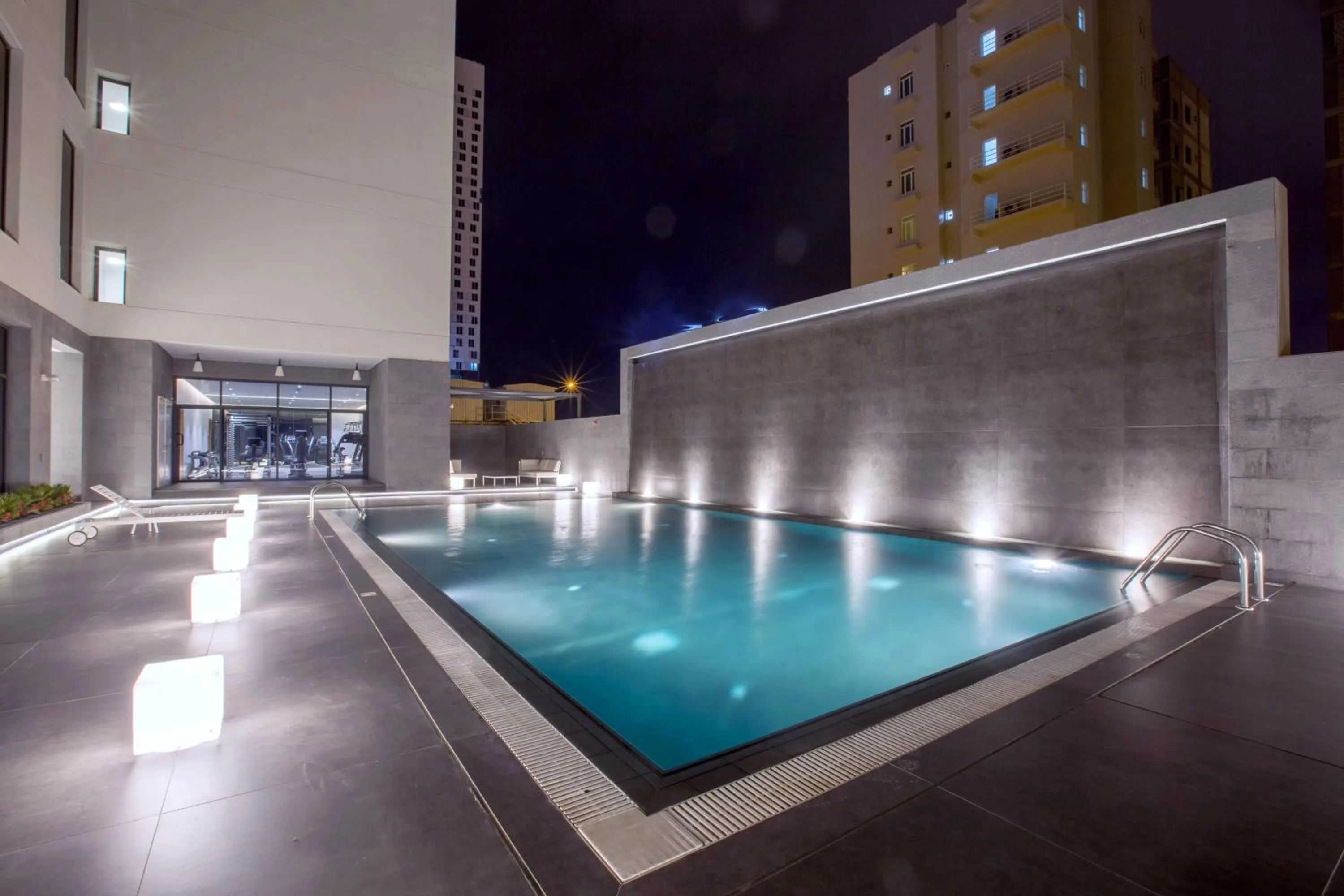 Swimming pool in Delta Hotel Apartments