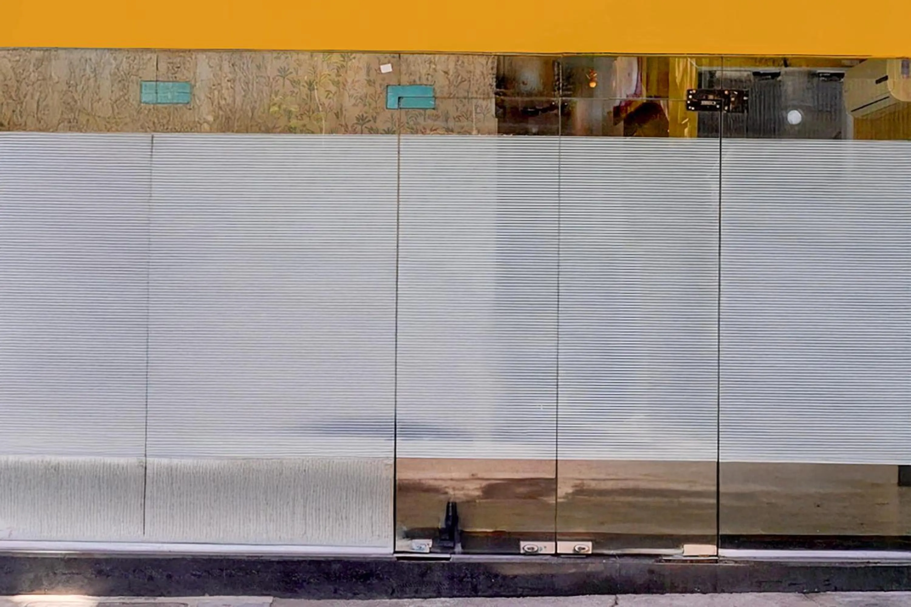 Facade/entrance in Super Collection O Andheri West Near KokilaBen Hospital