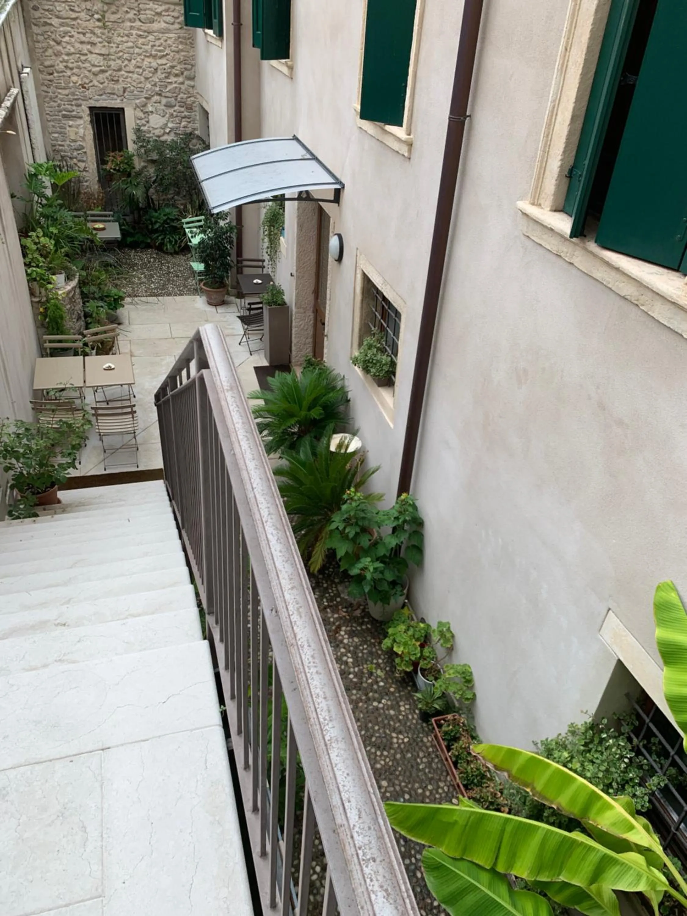 Garden in Pietra di Verona Residenza