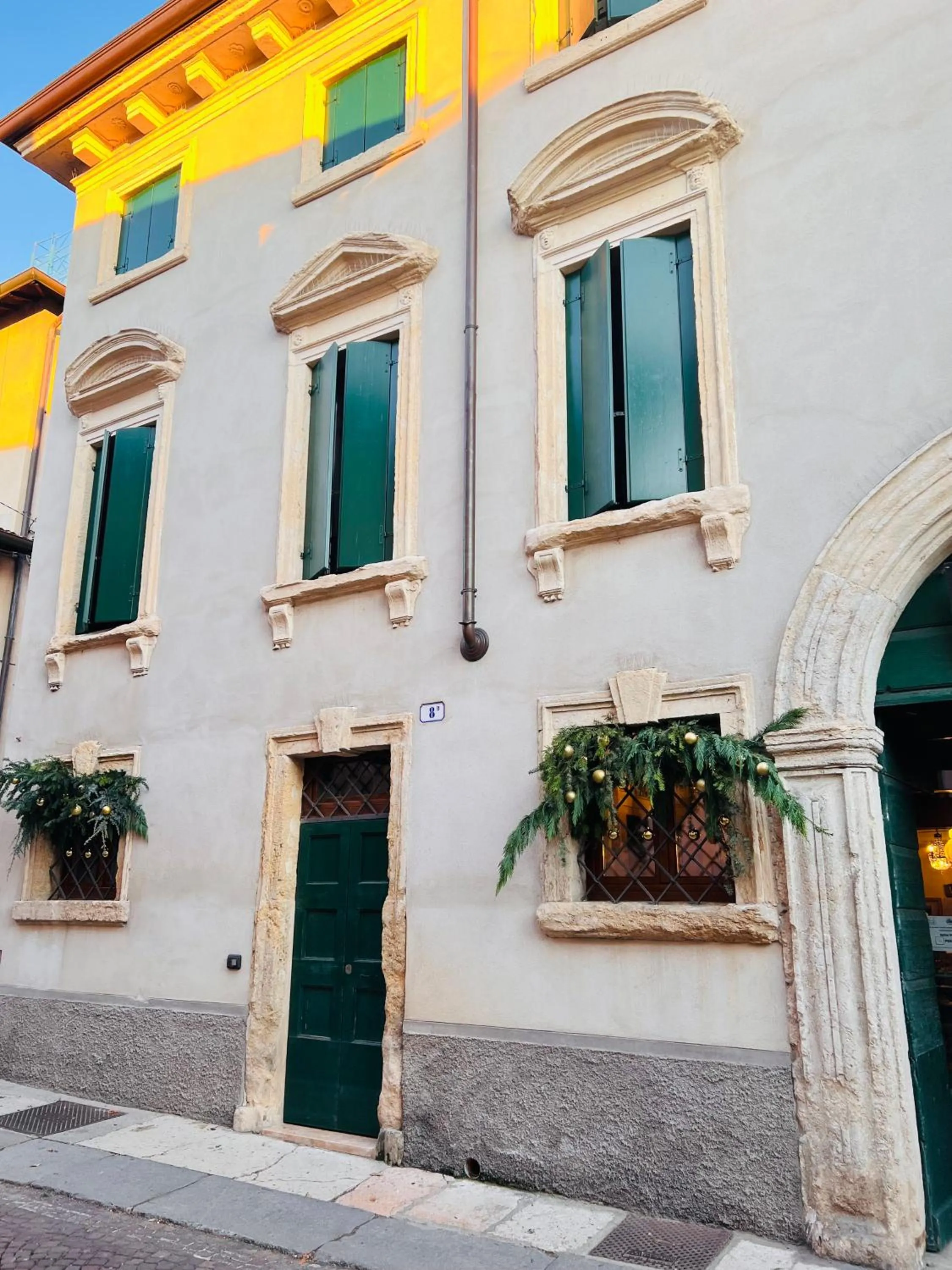 Garden in Pietra di Verona Residenza