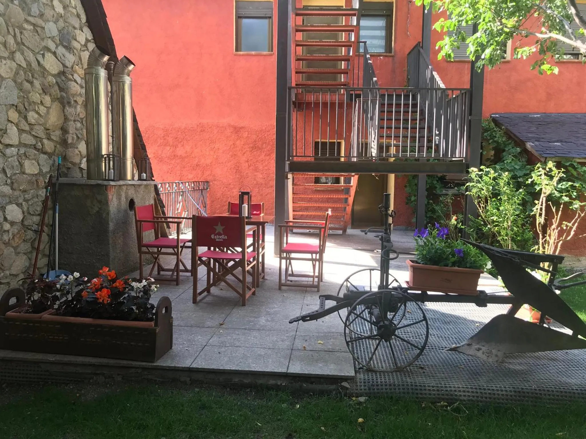 Patio in Hotel Saueth