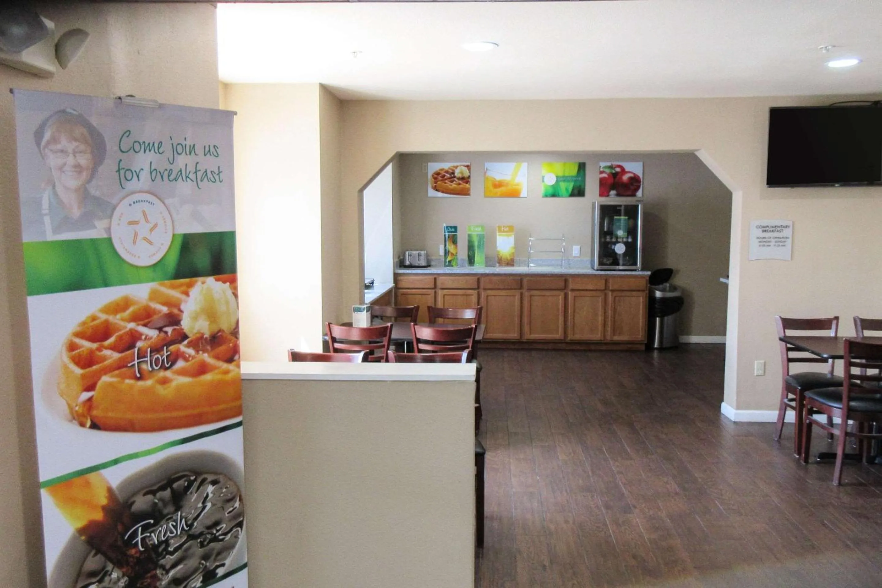 Restaurant/places to eat in Quality Inn & Suites near NAS Fallon